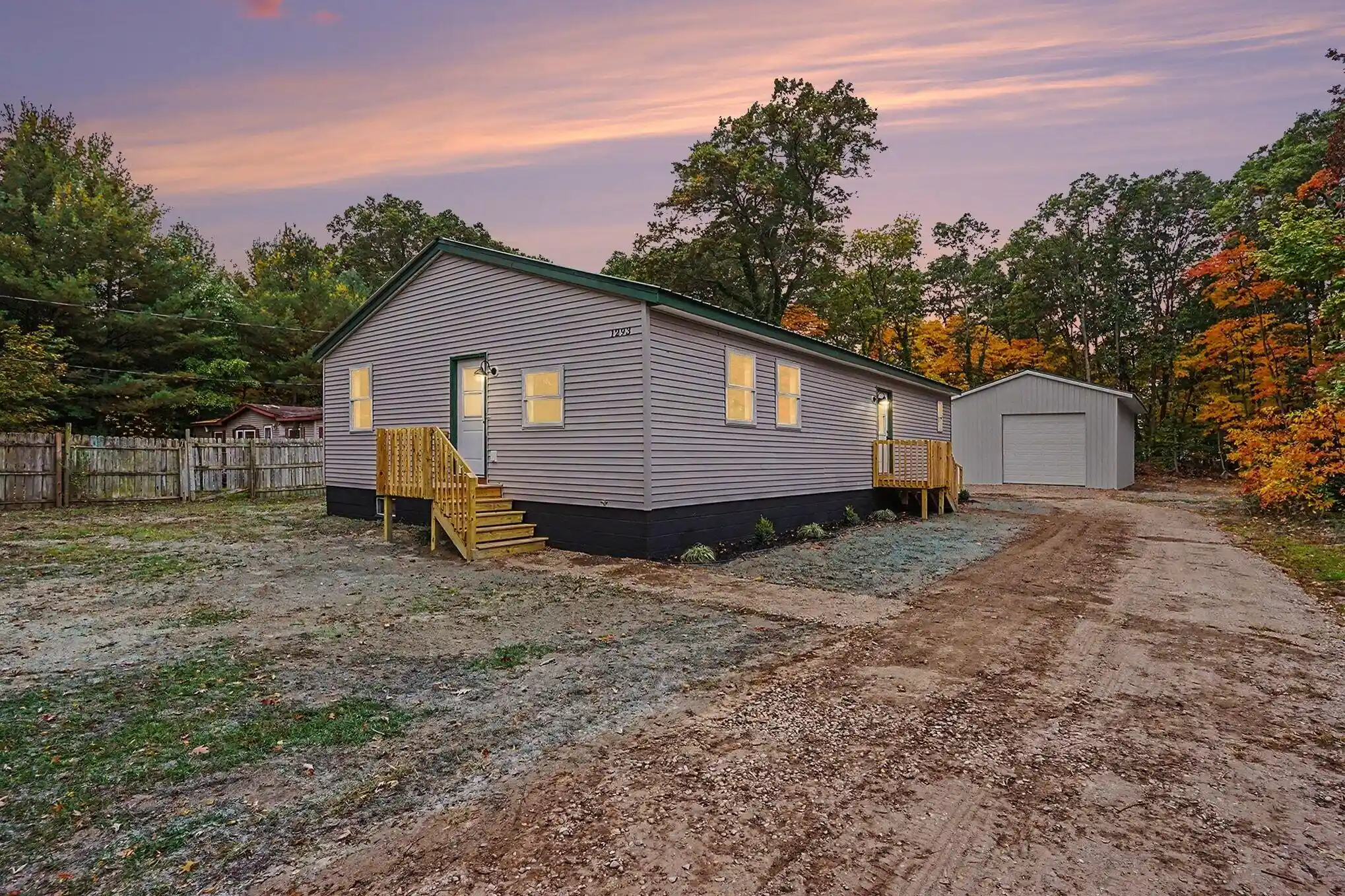 Photo 1 of Single family home for sale at 1293 West St, Muskegon, MI 49442 | MLS# 71026055041 | Listing updated on 2026-10-27