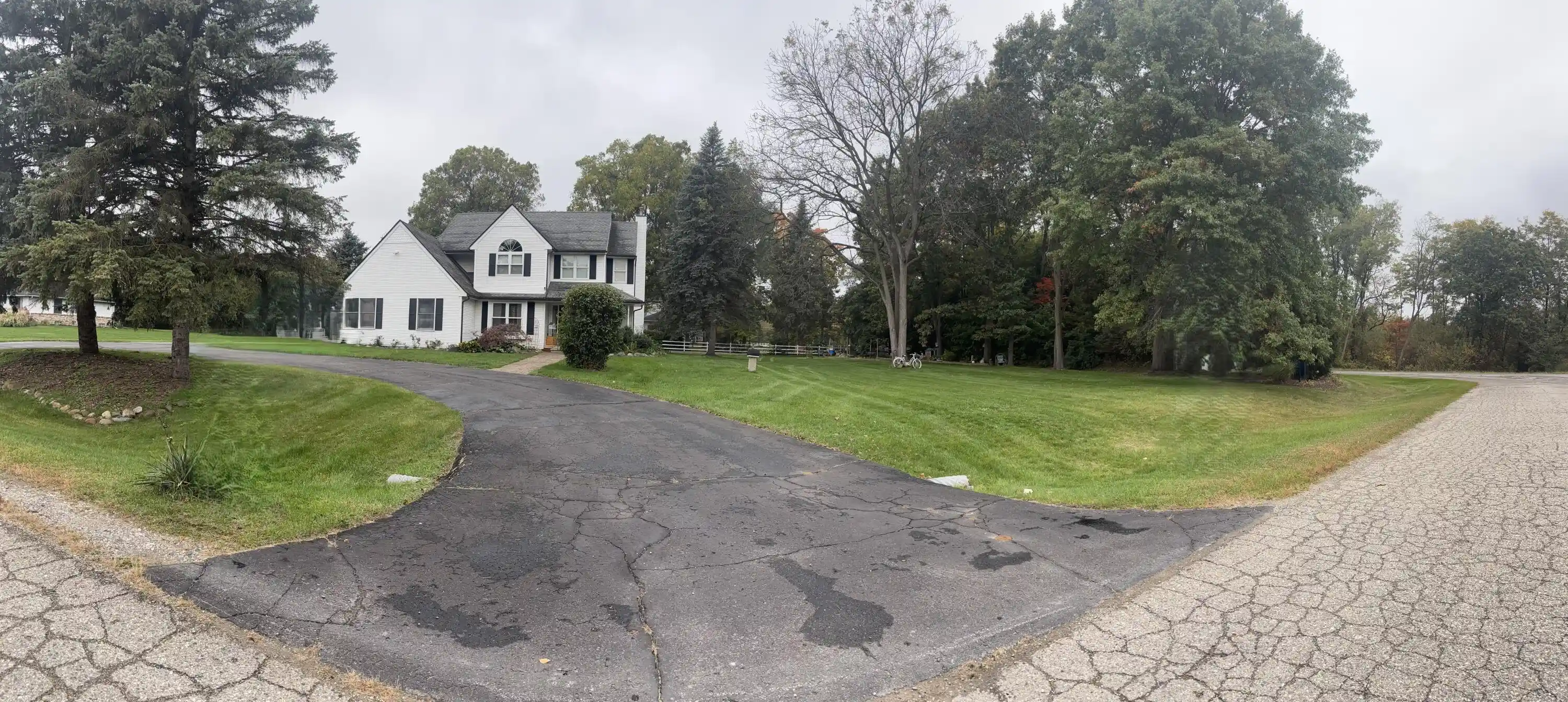 Photo 1 of Single family home for sale at 7400 Bingham Rd, Brighton, MI 48116 | MLS# 81026055048 | Listing updated on 2026-10-19