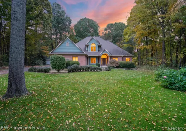 Single family home for sale at 2320 Cyn Ridge Dr, White Lake, MI 48383 | MLS# 20261083950