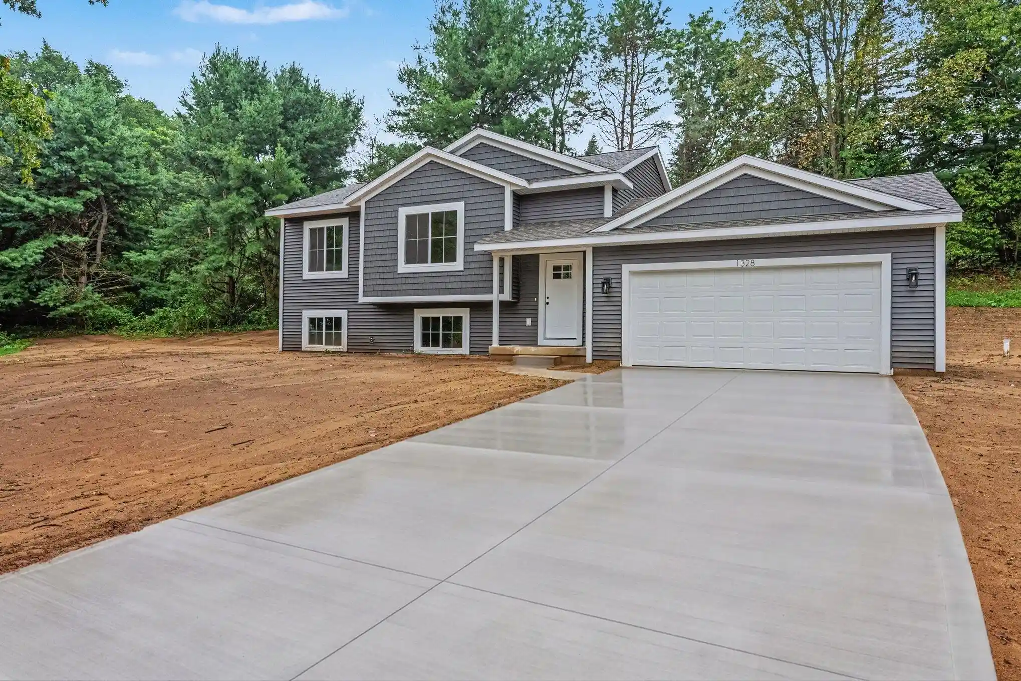 Photo 1 of Single family home for sale at 1328 Red Fox Ct, Allegan, MI 49010 | MLS# 66026055088 | Listing updated on 2026-10-15