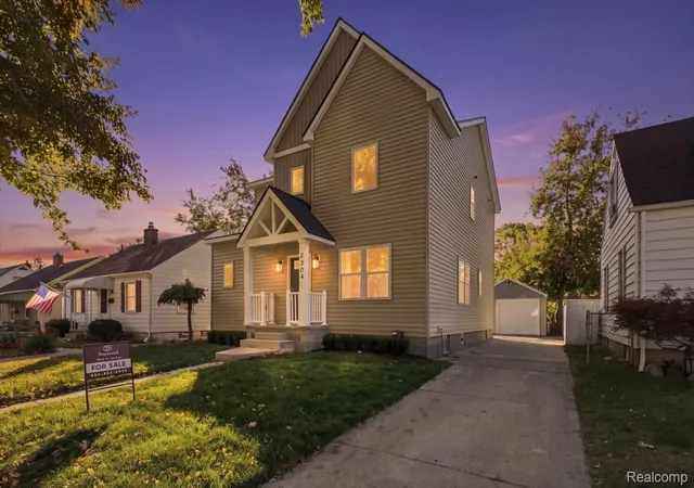 Photo 1 of Single family home for sale at 2204 Mahan St, Ferndale, MI 48220 | MLS# 20261083990 | Listing updated on 2026-10-30