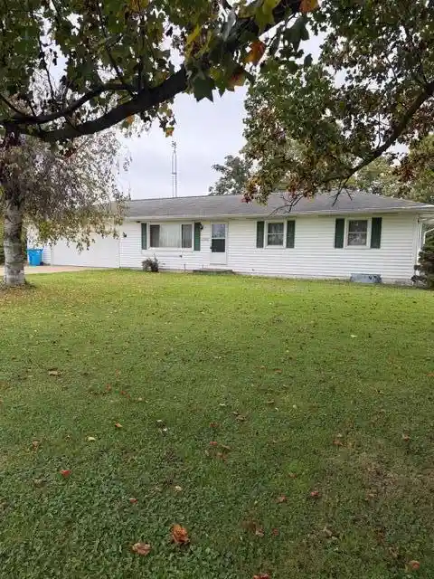 Single family home for sale at 13708 Hoffman Rd, Three Rivers, MI 49093 | MLS# 65026055108