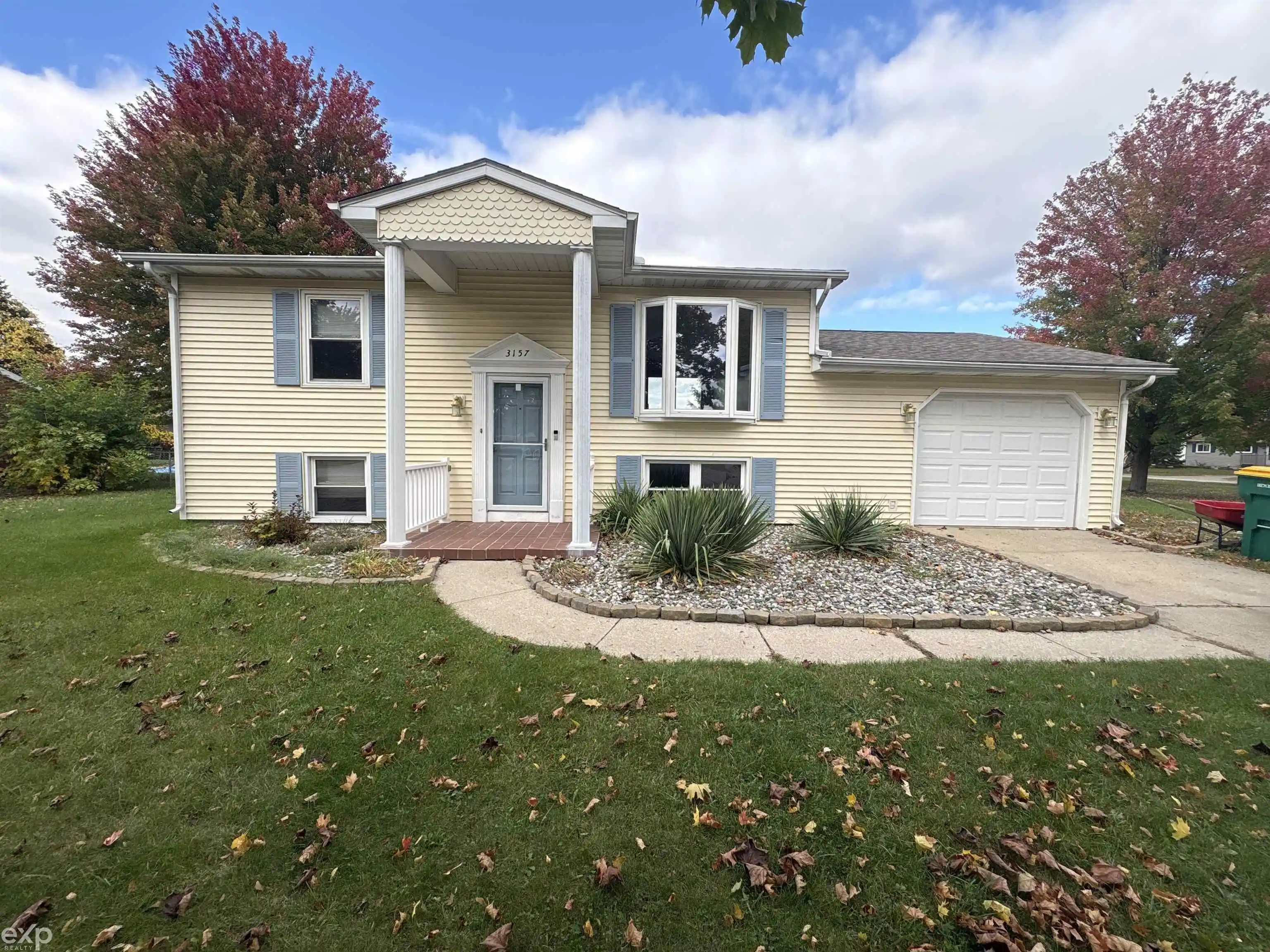 Photo 1 of Single family home for sale at 3157 Coventry Dr, Bay City, MI 48706 | MLS# 58050225073 | Listing updated on 2026-10-23