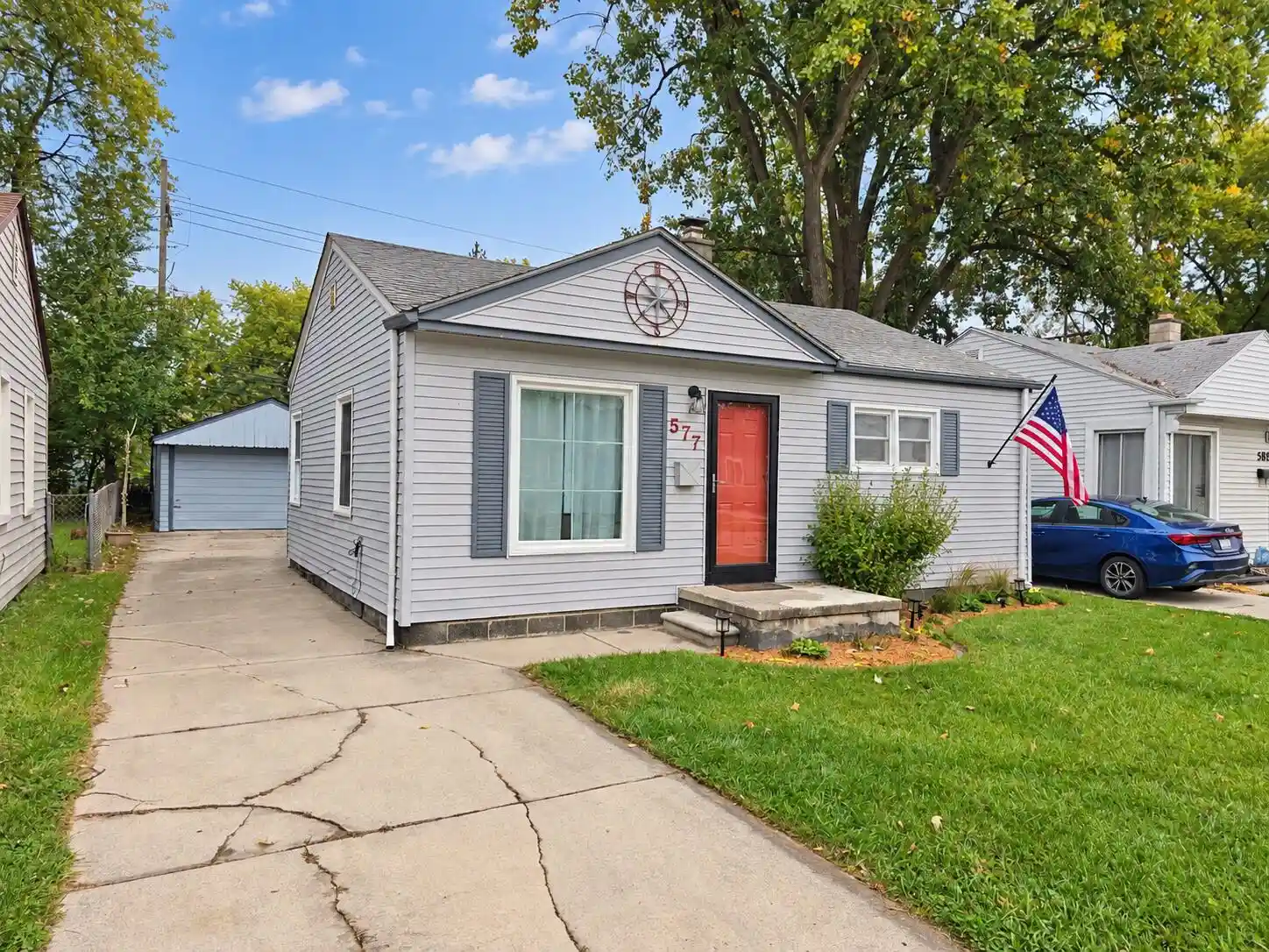 Photo 1 of Single family home for sale at 577 E Kalama Ave, Madison Heights, MI 48071 | MLS# 81026055126 | Listing updated on 2026-10-23