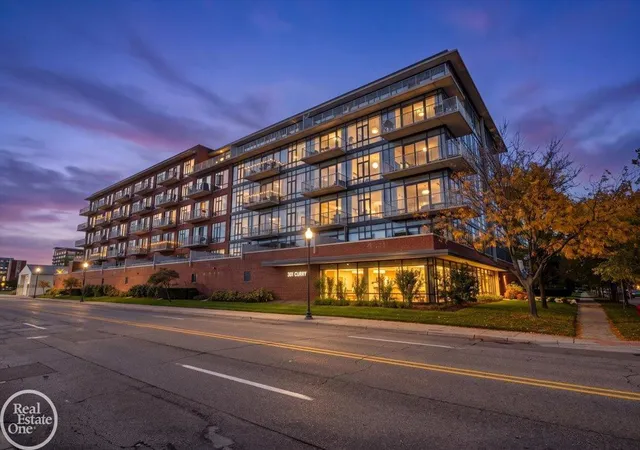 Photo 1 of Condo for sale at 101 Curry Ave, Royal Oak, MI 48067 | MLS# 58050225083 | Listing updated on 2026-10-26