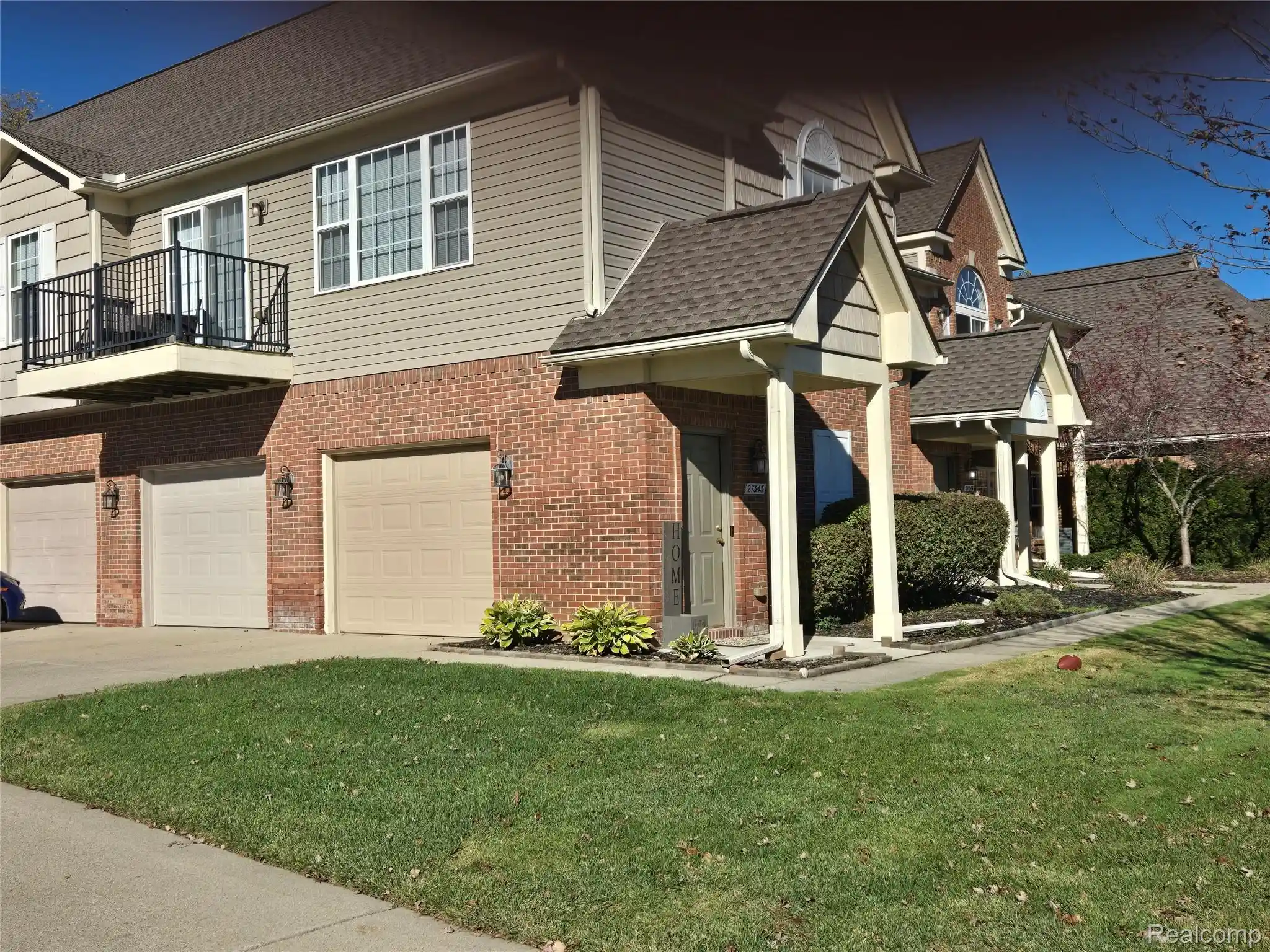 Photo 1 of Condo for sale at 27343 Hidden Oaks Dr, Brownstown Charter Township Wayne, MI 48183 | MLS# 20261084088 | Listing updated on 2026-10-19