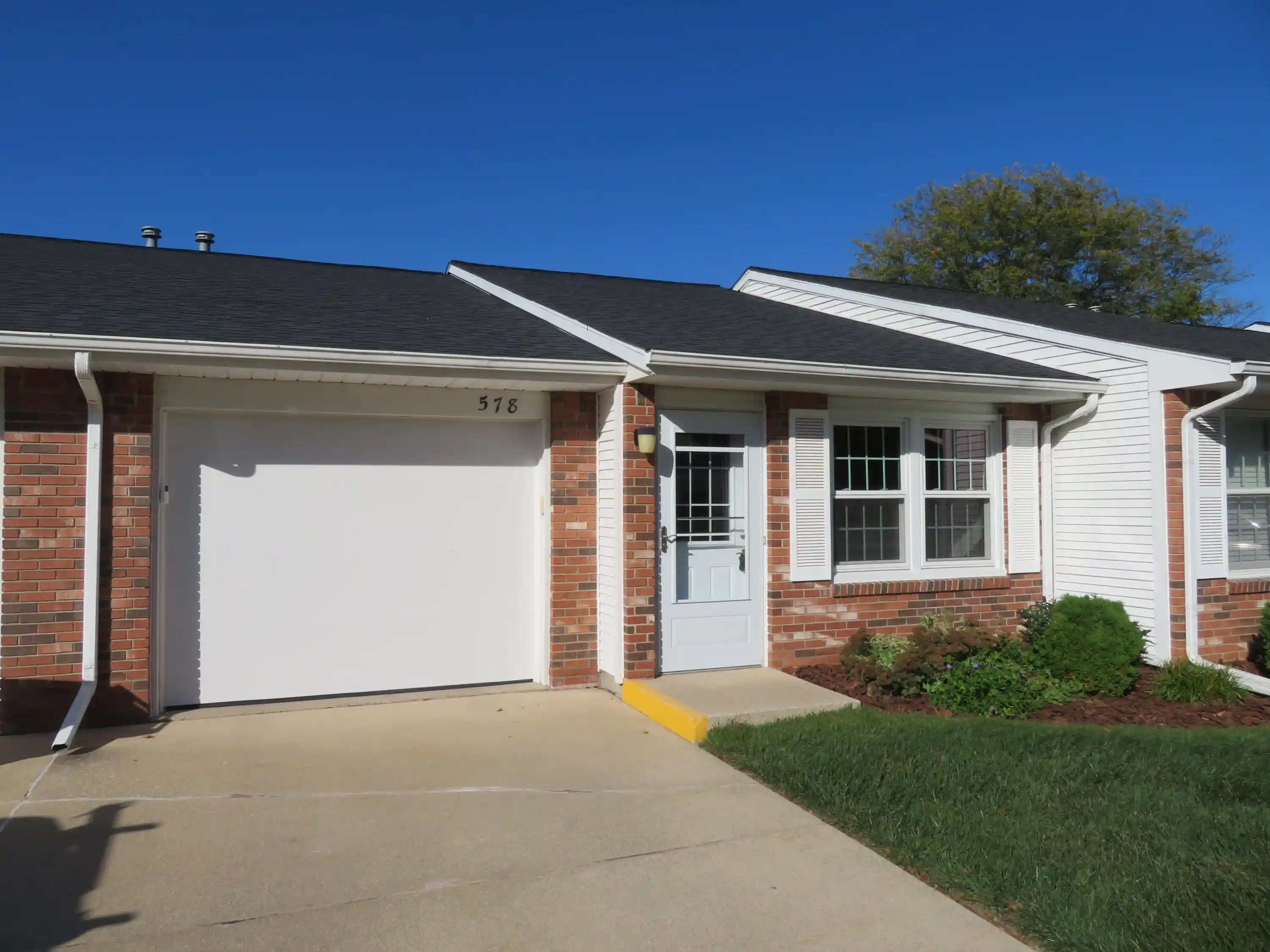Photo 1 of Condo for sale at 578 Yorkshire Sq, Milan, MI 48160 | MLS# 81026055189 | Listing updated on 2026-10-24