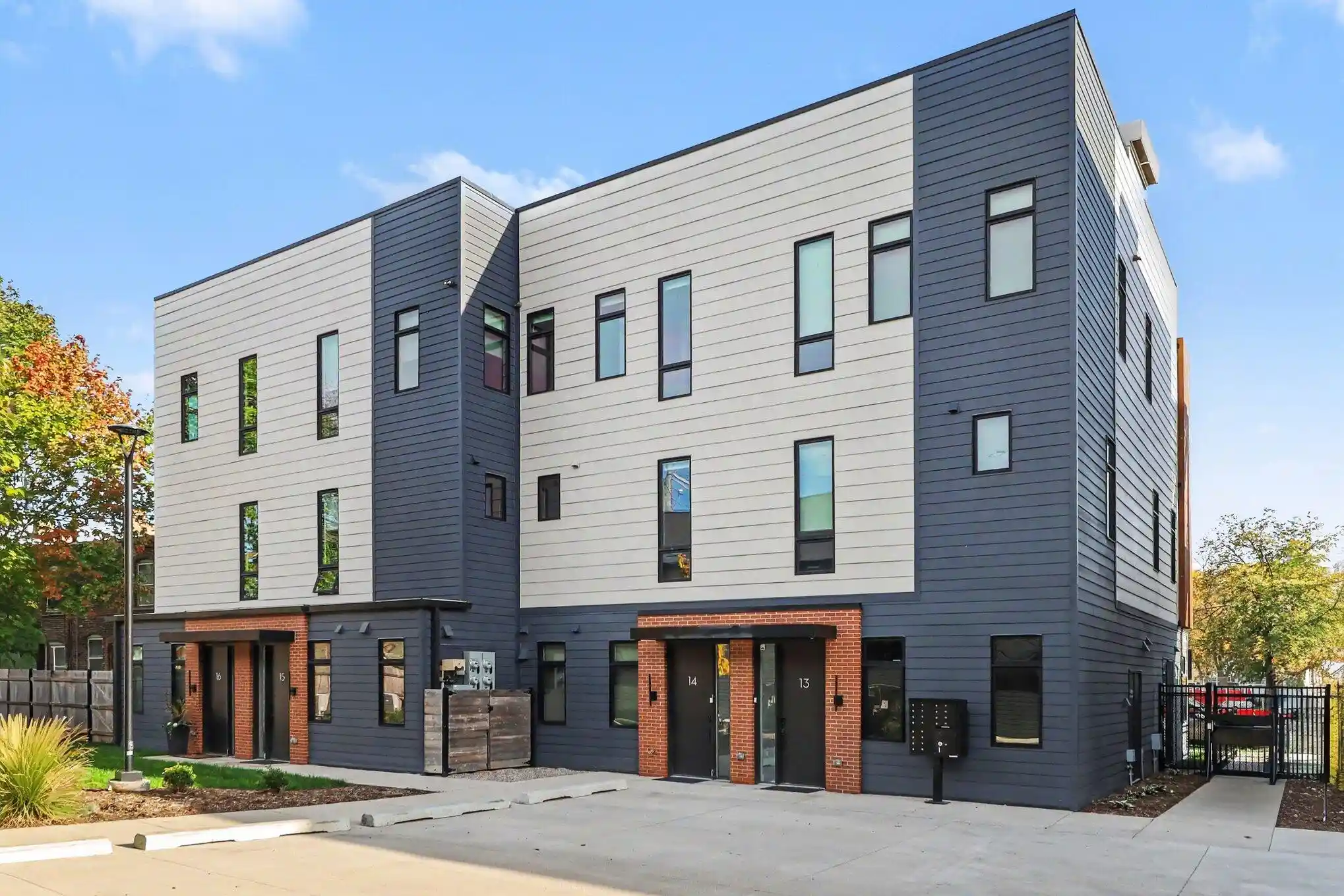 Listing Photo 1 - Condo for sale in 1640 Bagley St located at 1640 Bagley St, Detroit, MI 48216 - Unit #14