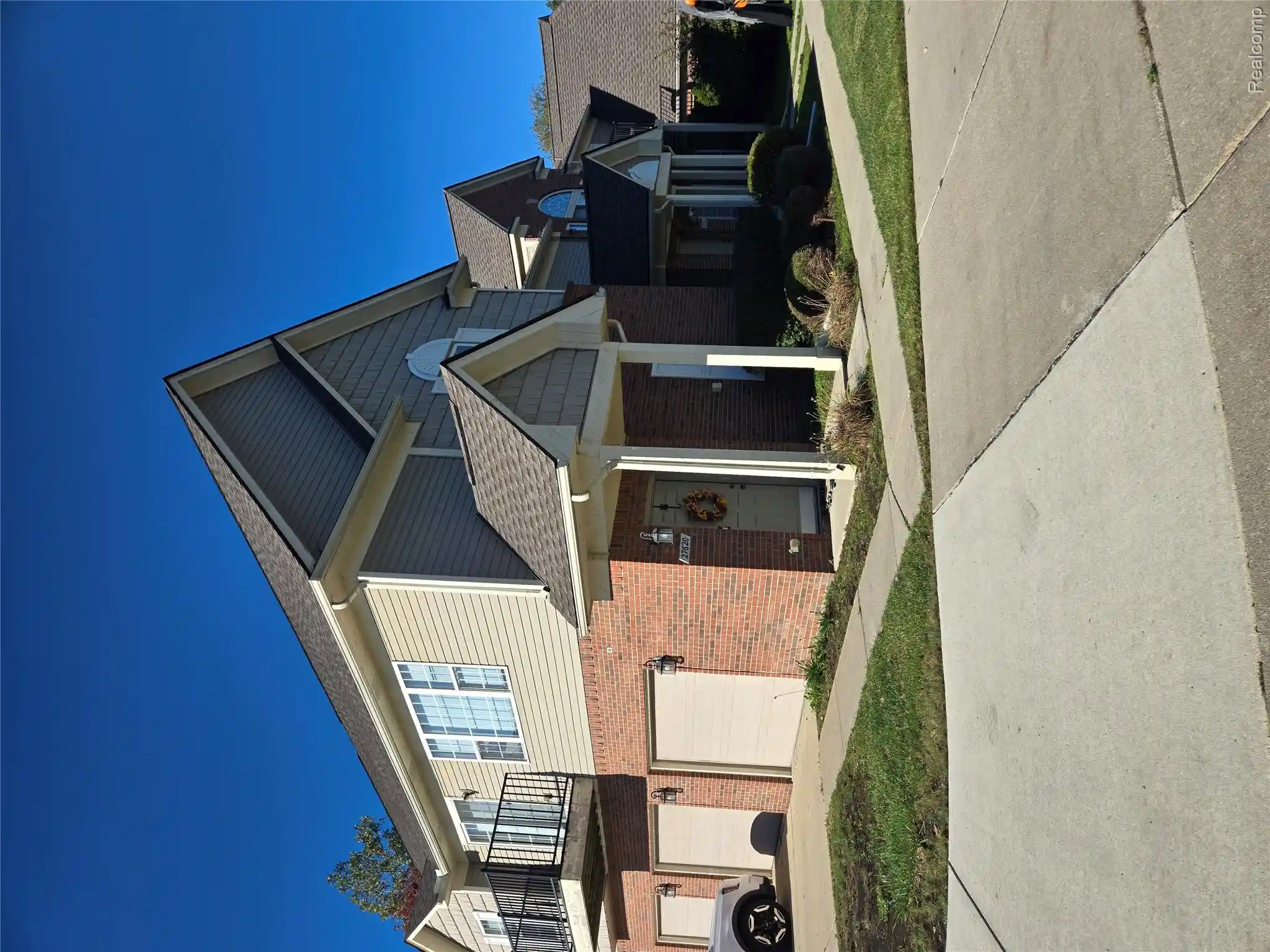 Photo 1 of Condo for sale at 27620 Hidden Oaks Dr, Trenton, MI 48183 | MLS# 20261084127 | Listing updated on 2026-10-19
