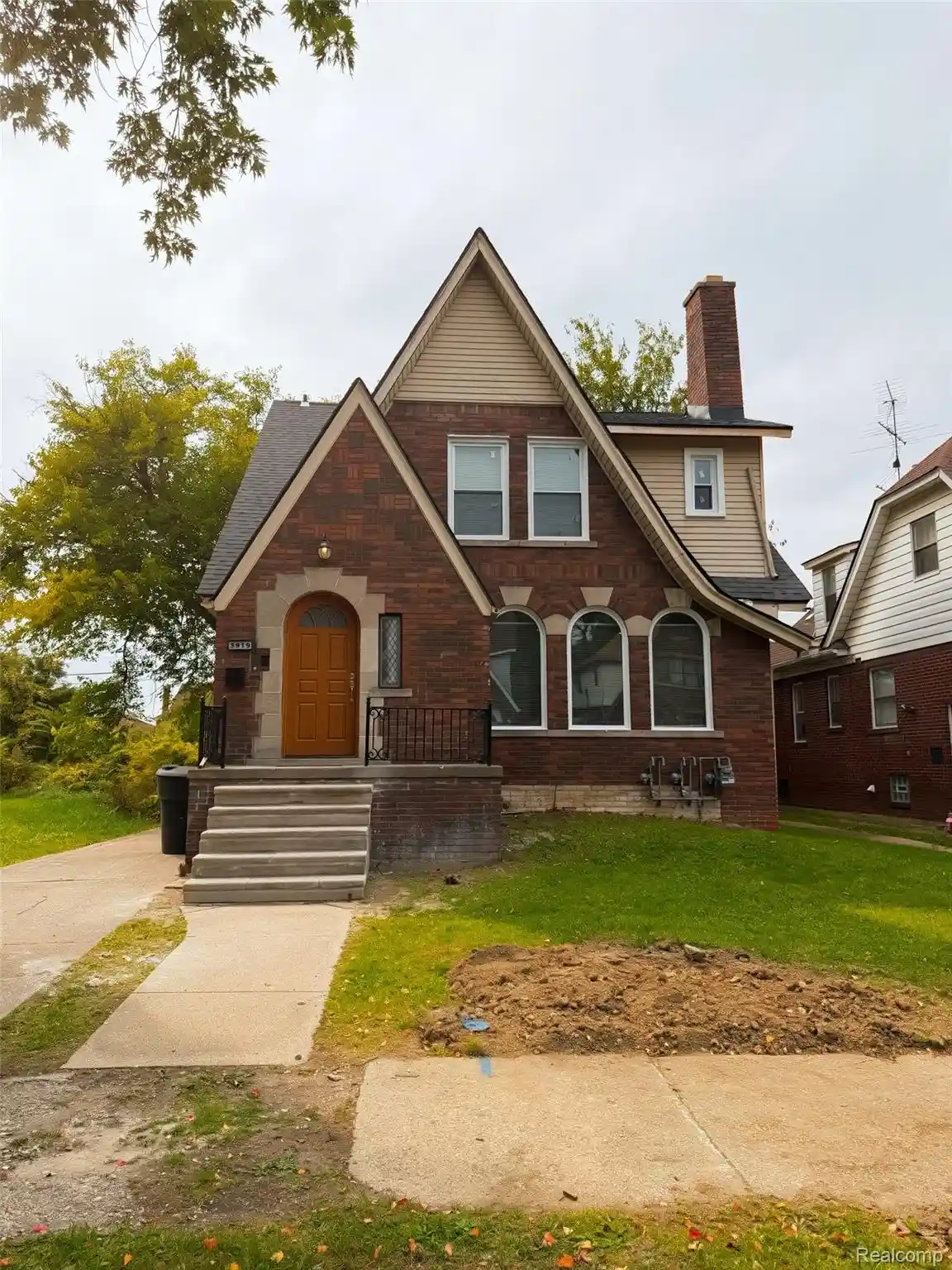 Photo 1 of Multi family home for sale at 3919 Devonshire Rd, Detroit, MI 48224 | MLS# 20261084135 | Listing updated on 2026-10-24