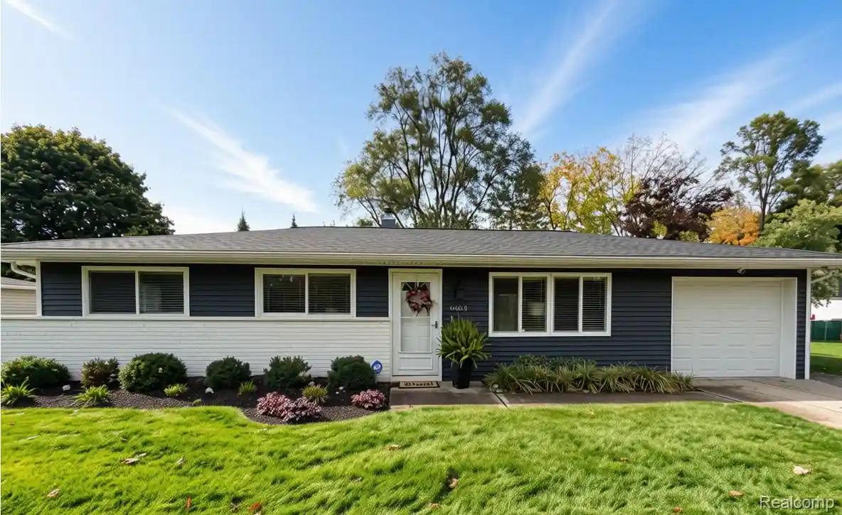 Photo 1 of Single family home for sale at 6653 Manson Dr, Waterford, MI 48329 | MLS# 20261084144 | Listing updated on 2026-10-18