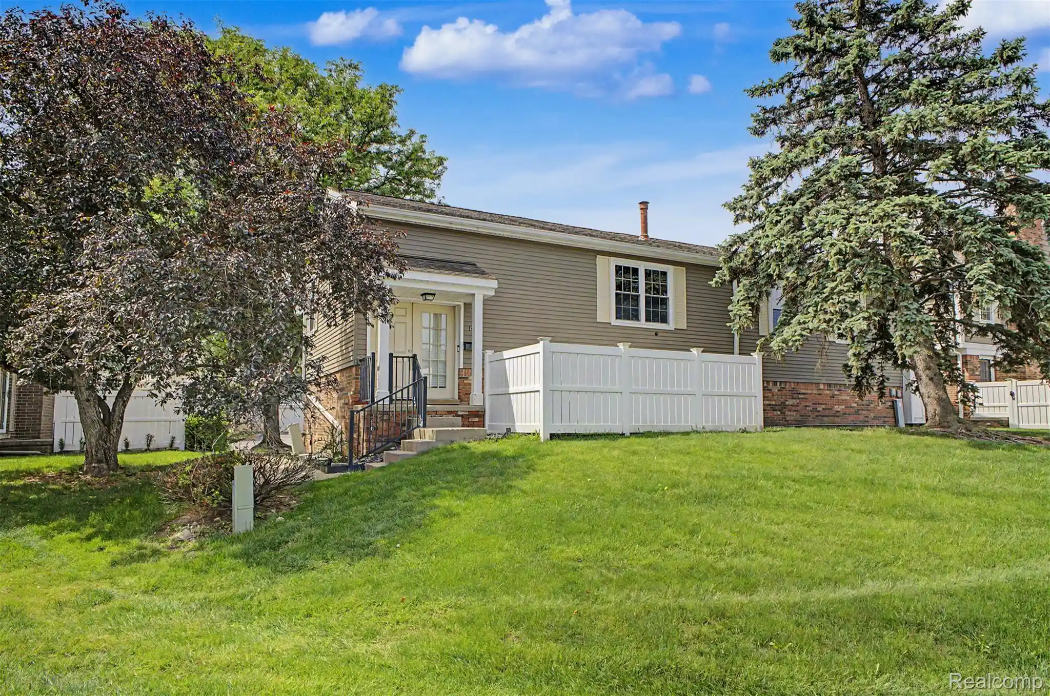 Condo for sale at 20872 E Glen Hvn Cir #30, Northville, MI 48167 | MLS# 20261084148