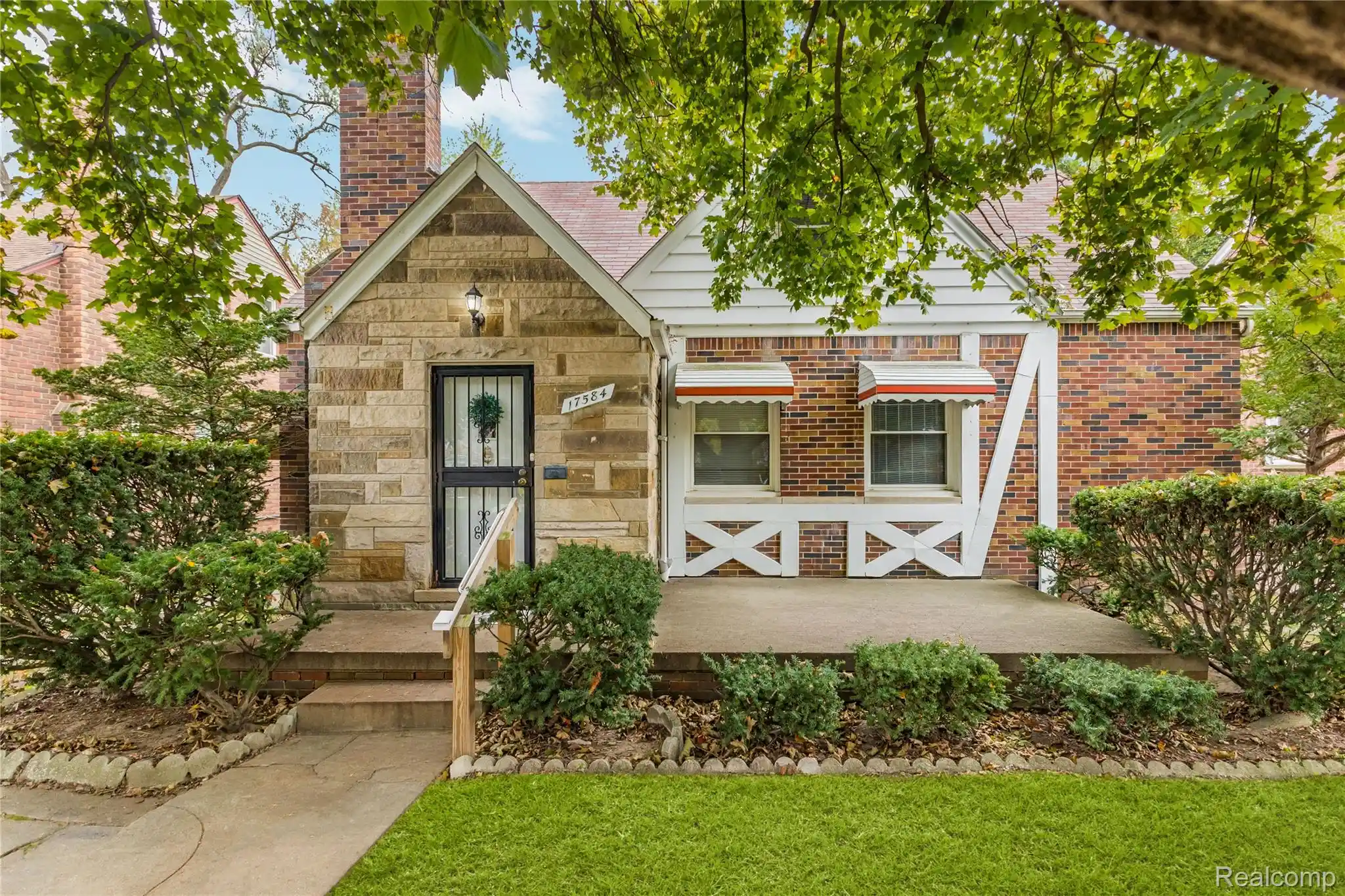 Single family home for sale at 17584 Shaftsbury Ave, Detroit, MI 48219 | MLS# 20261084172