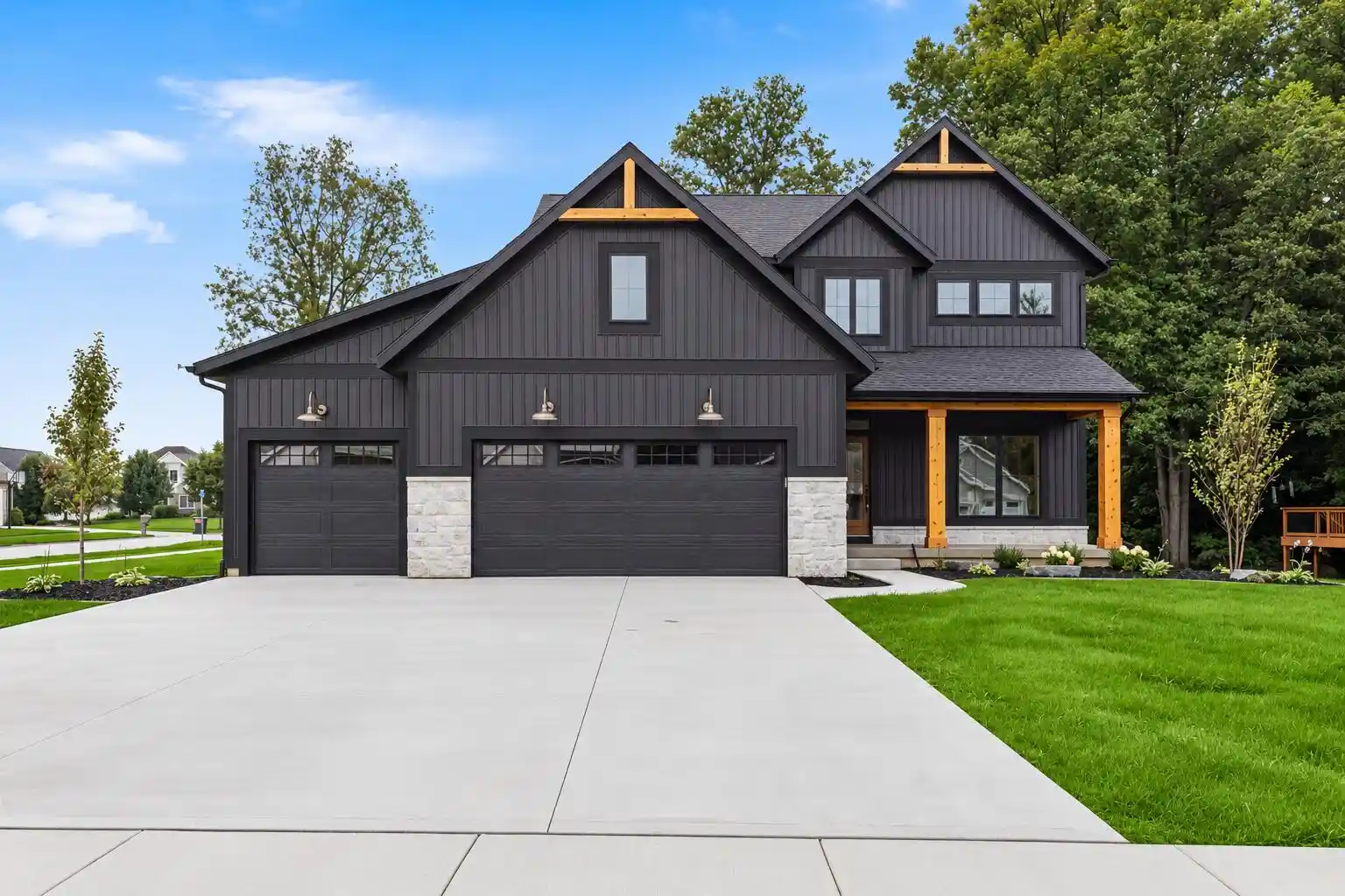 Photo 1 of Single family home for sale at 1800 Kingsland Dr Sw, Byron Center, MI 49315 | MLS# 65026055253 | Listing updated on 2026-10-16
