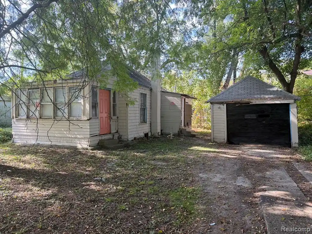 Photo 1 of Single family home for sale at 15877 Pierson St, Detroit, MI 48223 | MLS# 20261084221 | Listing updated on 2026-10-17