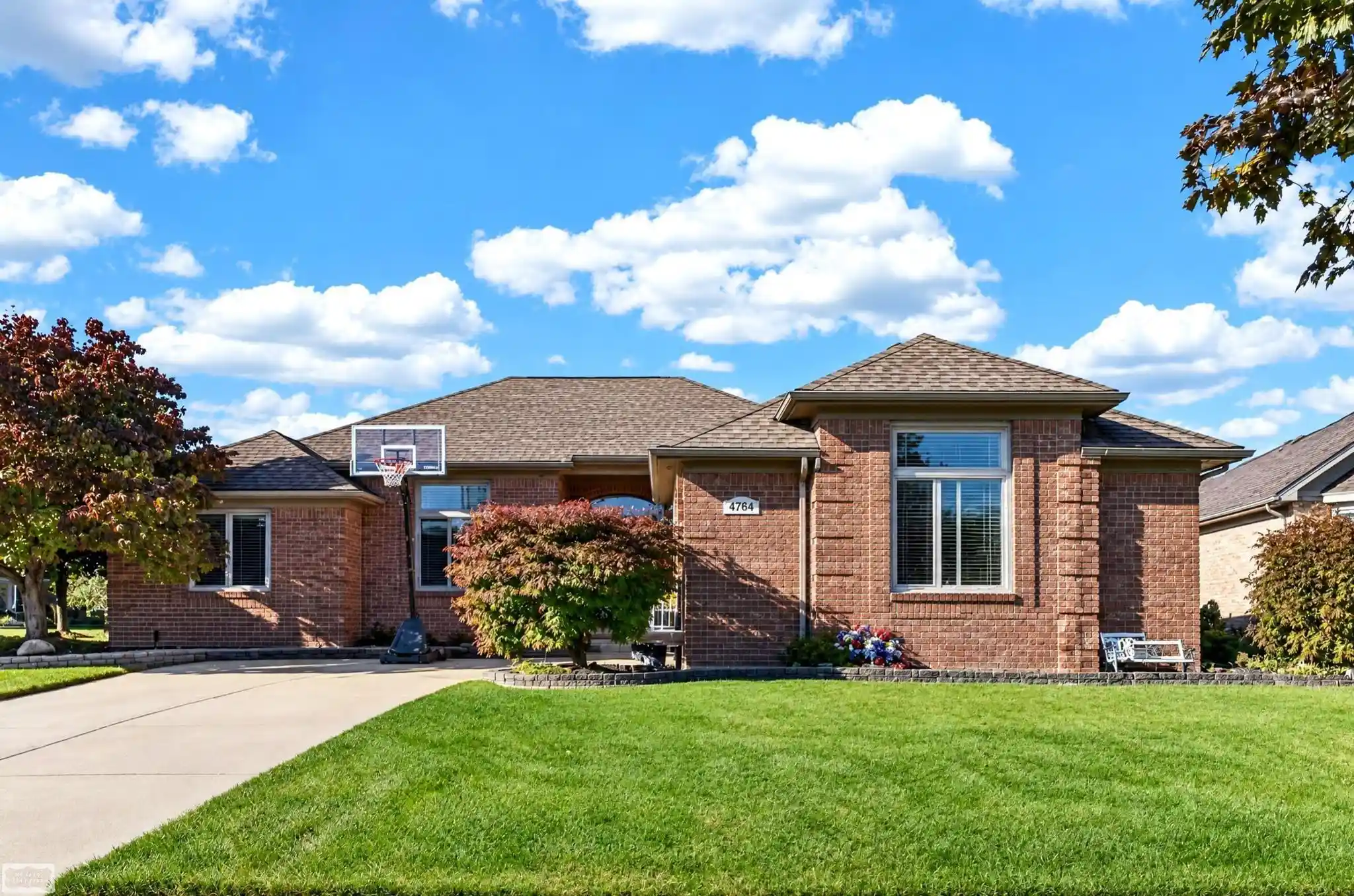 Photo 1 of Single family home for sale at 47641 Beacon Sq Dr, Macomb, MI 48044 | MLS# 58050225161 | Listing updated on 2026-10-20