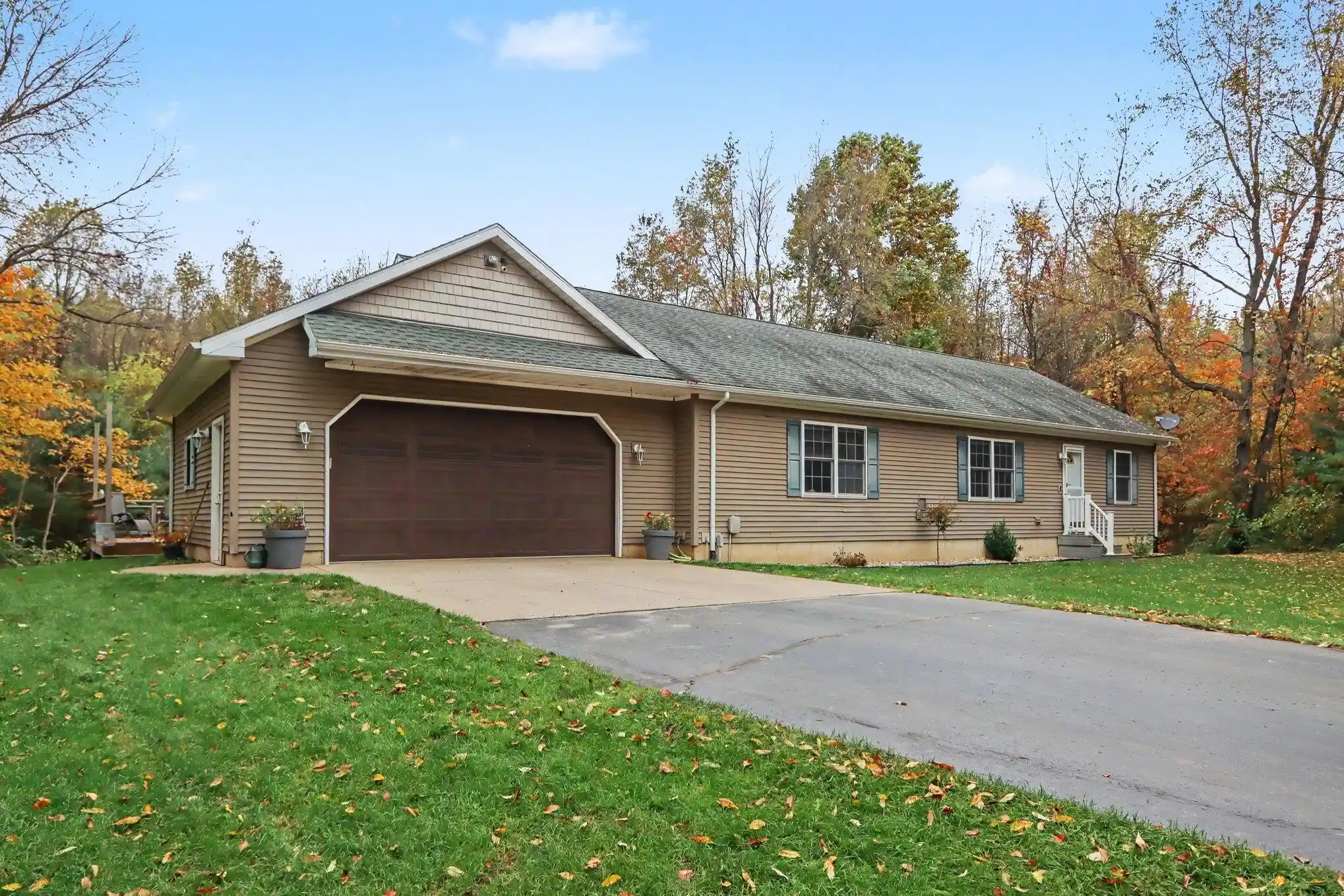 Photo 1 of Sale Pending at 23757 88th Avenue, Marcellus, MI 49067 | MLS# 66026055303 | Listing updated on 2026-10-20