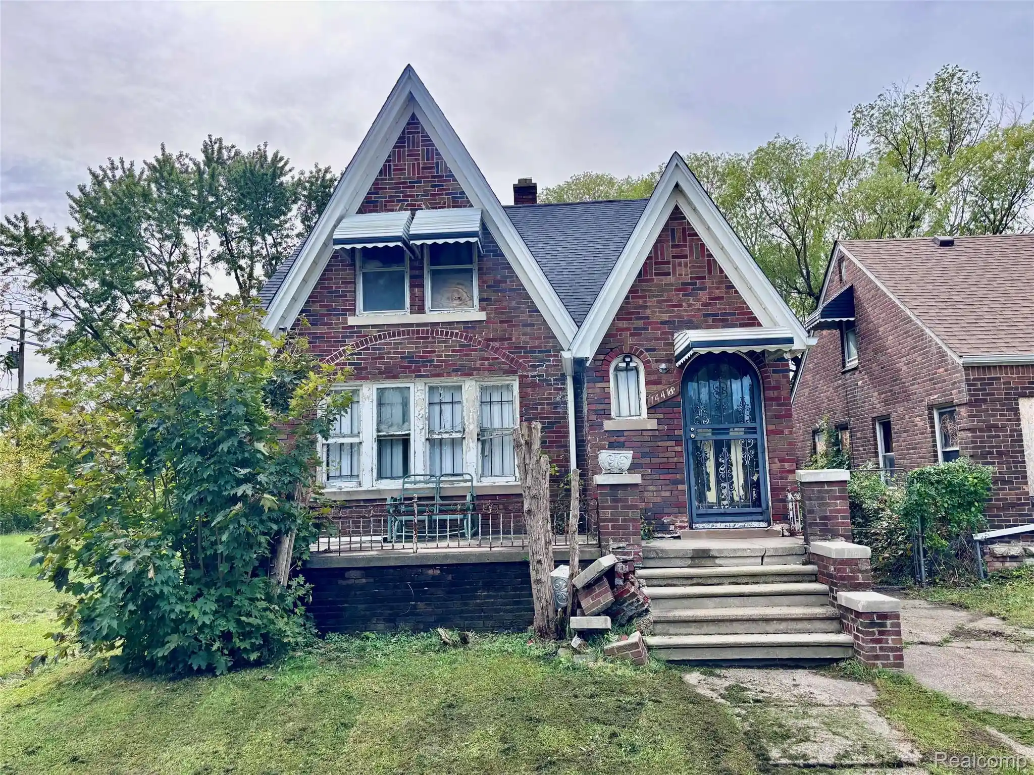 Single family home for sale at 14418 Cedargrove St, Detroit, MI 48205 | MLS# 20261084303
