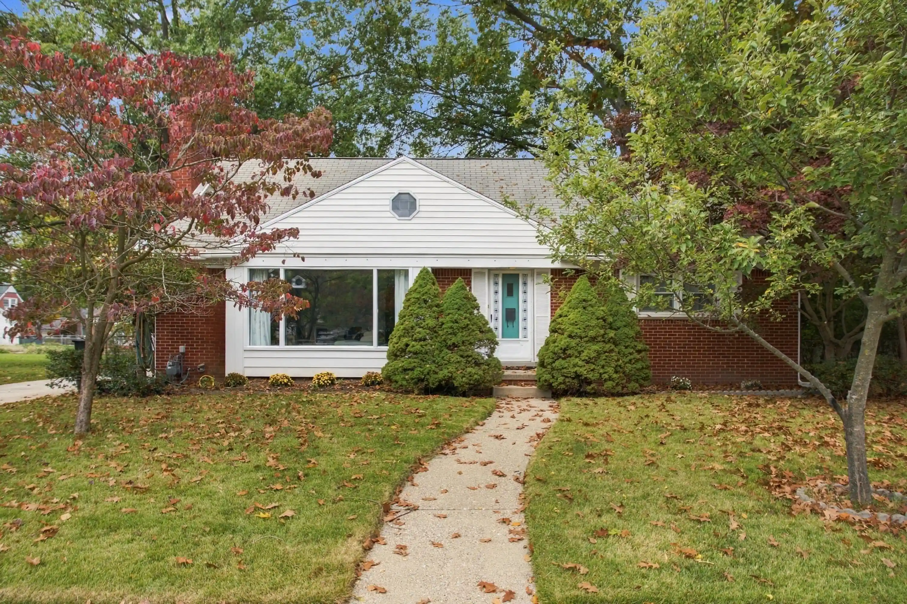 Photo 1 of Single family home for sale at 15105 Lexington, Redford, MI 48239 | MLS# 81026055348 | Listing updated on 2026-10-19