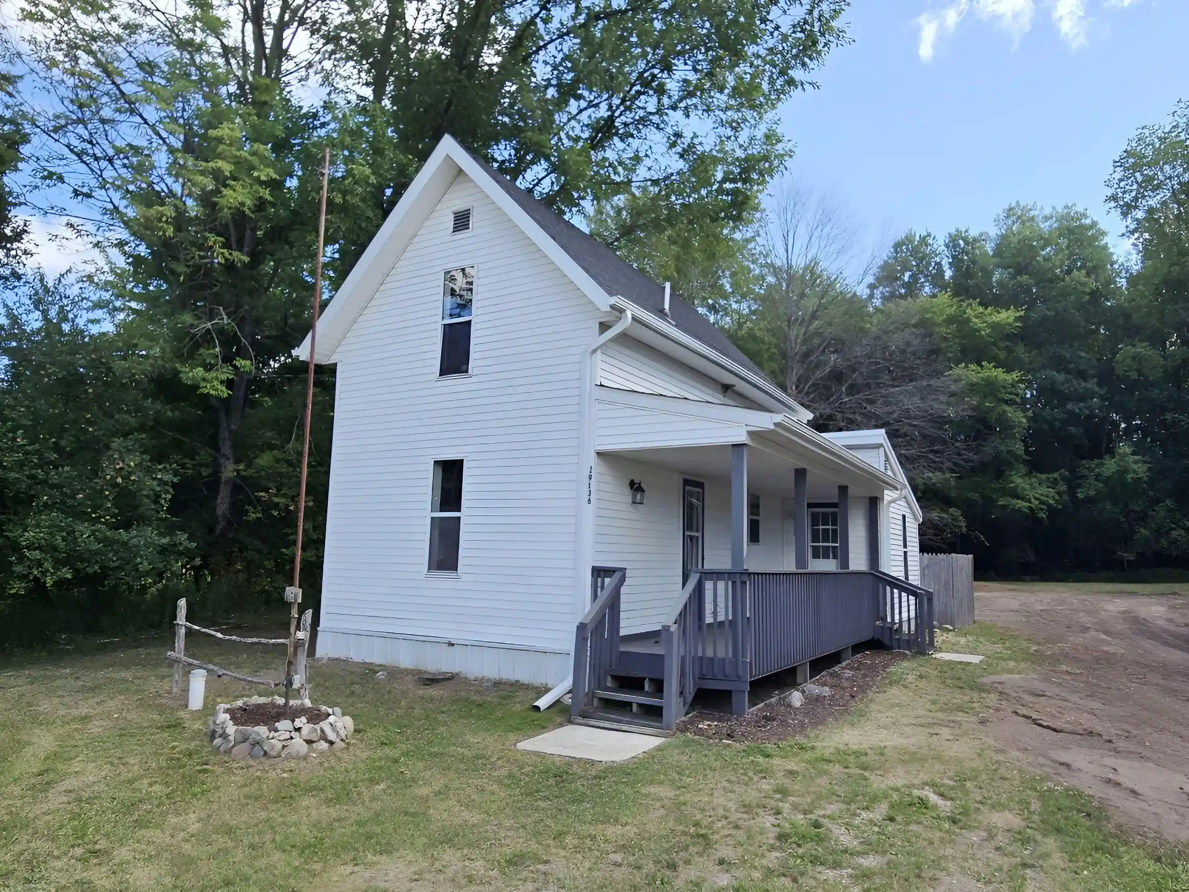 Photo 1 of Single family home for sale at 19136 130th Avenue, Tustin, MI 49688 | MLS# 72026055419 | Listing updated on 2026-10-17