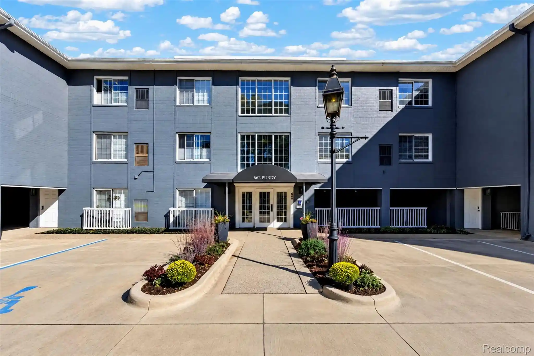 Photo 1 of Condo for sale at 662 Purdy St #318, Birmingham, MI 48009 | MLS# 20261084379 | Listing updated on 2026-10-25