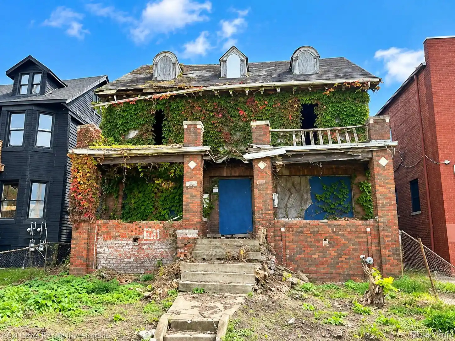Photo 1 of Multi family home for sale at 2557 Elmhurst St, Detroit, MI 48206 | MLS# 20261084403 | Listing updated on 2026-10-21