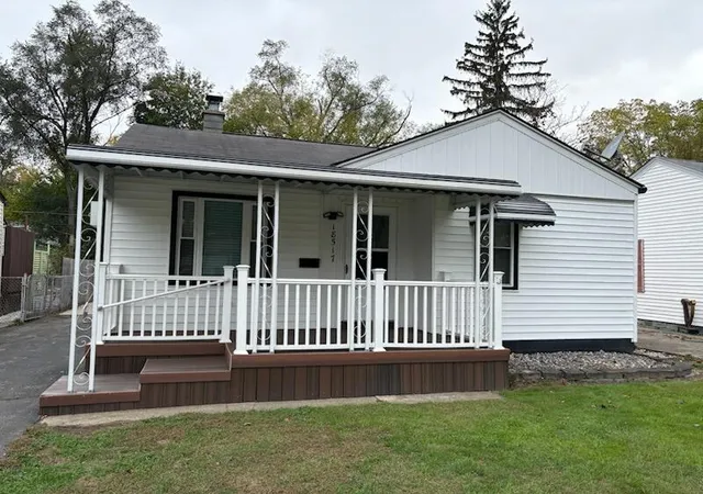 Photo 1 of Single family home for sale at 18517 Deering St, Livonia, MI 48152 | MLS# 81026055444 | Listing updated on 2026-10-26