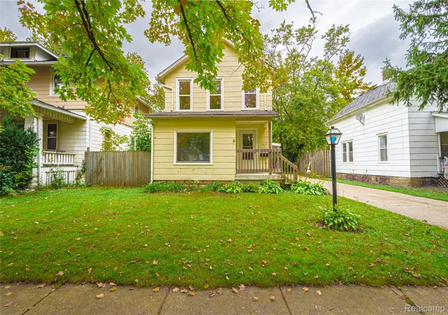 Photo 1 of Single family home for sale at 1413 Howard St, Port Huron, MI 48060 | MLS# 20261084413 | Listing updated on 2026-10-30