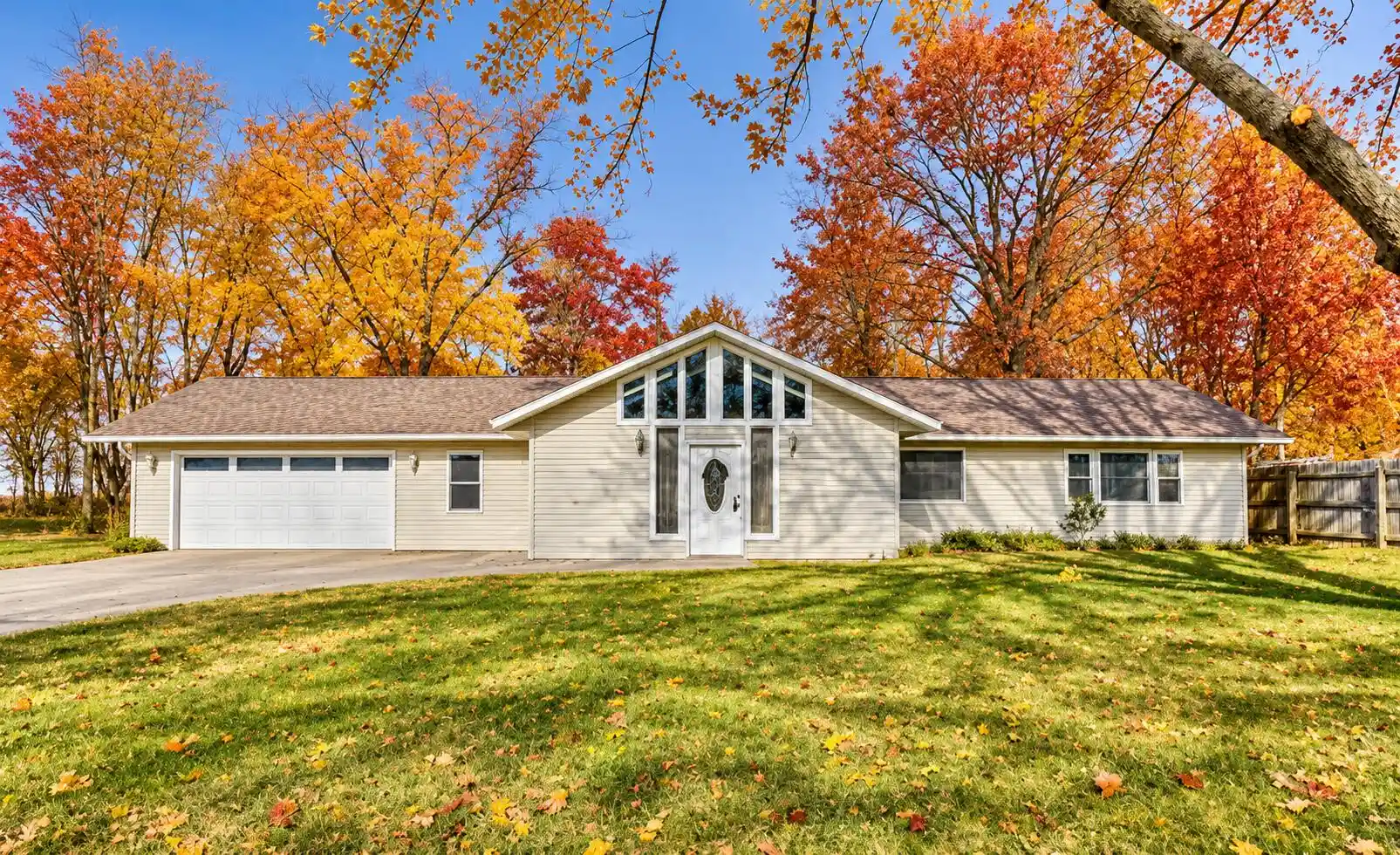 Photo 1 of Single family home for sale at 4328 Fikes Rd, Benton Harbor, MI 49022 | MLS# 69026055460 | Listing updated on 2026-10-21