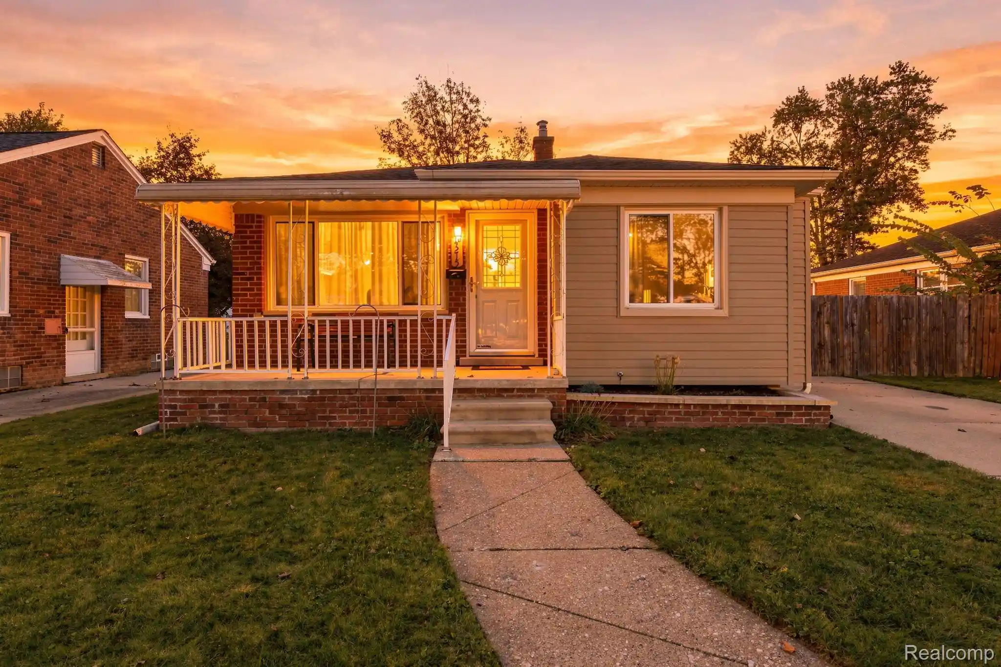 Photo 1 of Single family home for sale at 4215 Duplex Ave, Lincoln Park, MI 48146 | MLS# 20261084458 | Listing updated on 2026-10-20