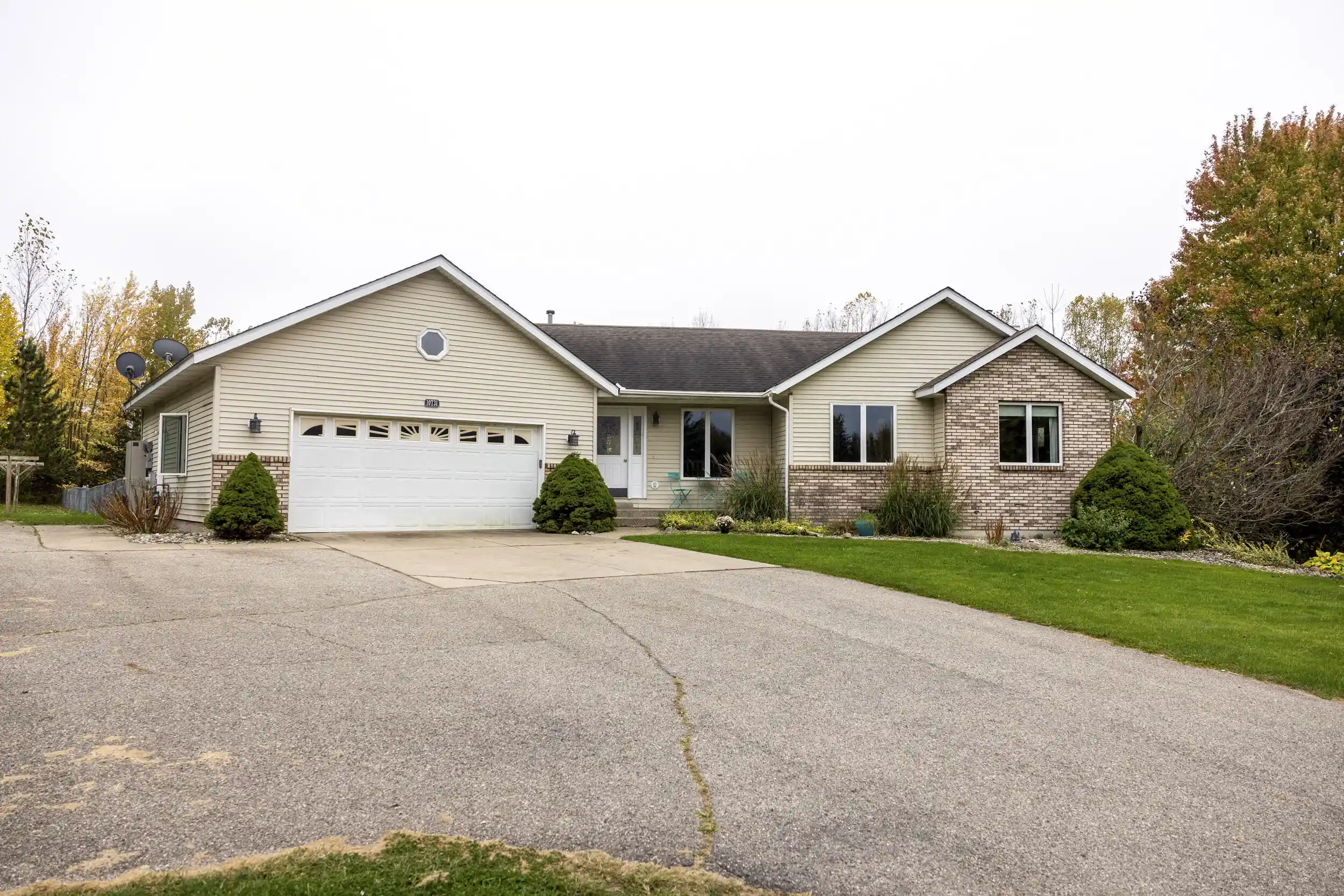Photo 1 of Single family home for sale at 10731 Eastern Ave Se, Wayland, MI 49348 | MLS# 65026055487 | Listing updated on 2026-10-23