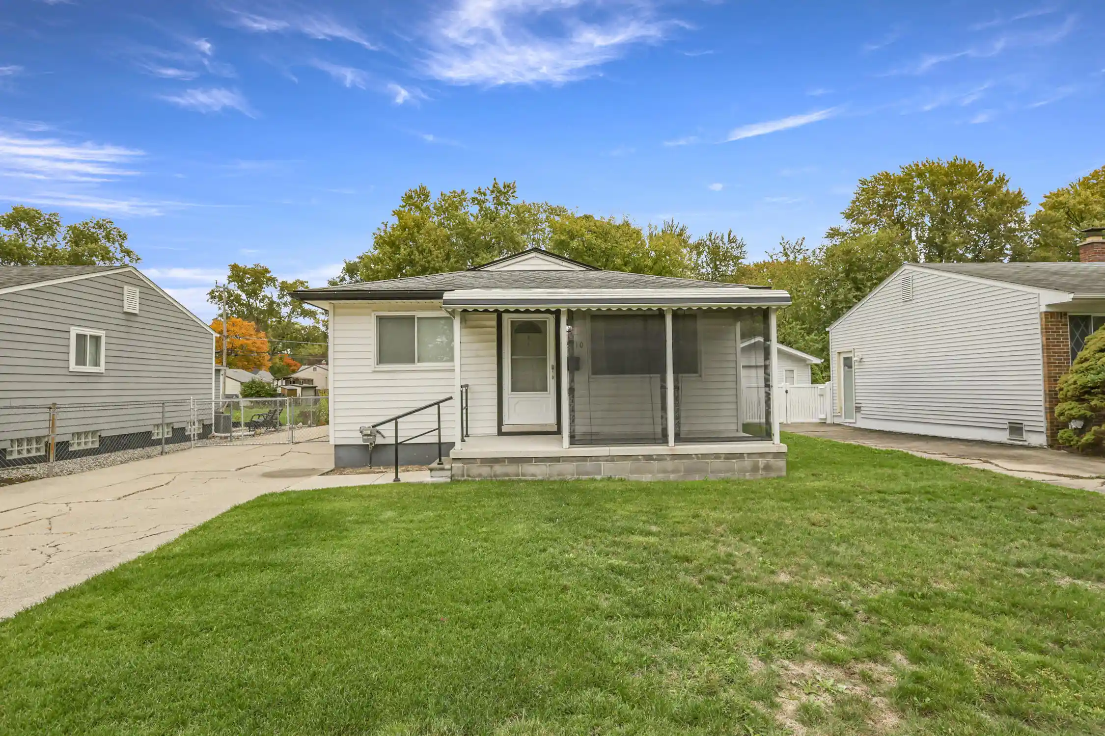 Photo 1 of Single family home for sale at 15110 Garden St, Livonia, MI 48154 | MLS# 81026055489 | Listing updated on 2026-10-18