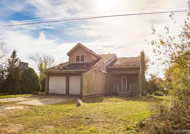 Photo 1 of Single family home for sale at 7356 N Territorial Rd, Dexter, MI 48130 | MLS# 20261084500 | Listing updated on 2026-10-28