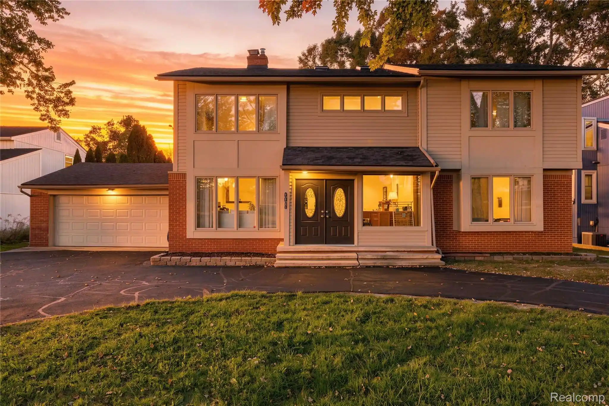 Photo 1 of Single family home for sale at 2110 Langham Dr, West Bloomfield, MI 48323 | MLS# 20261084514 | Listing updated on 2026-10-25