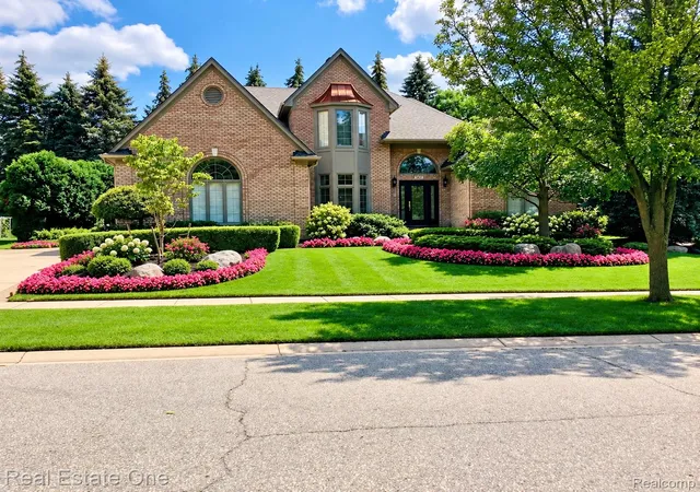 Photo 1 of Single family home for sale at 3623 Nesting Ridge Dr, Rochester Hills, MI 48309 | MLS# 20261084529 | Listing updated on 2026-10-25