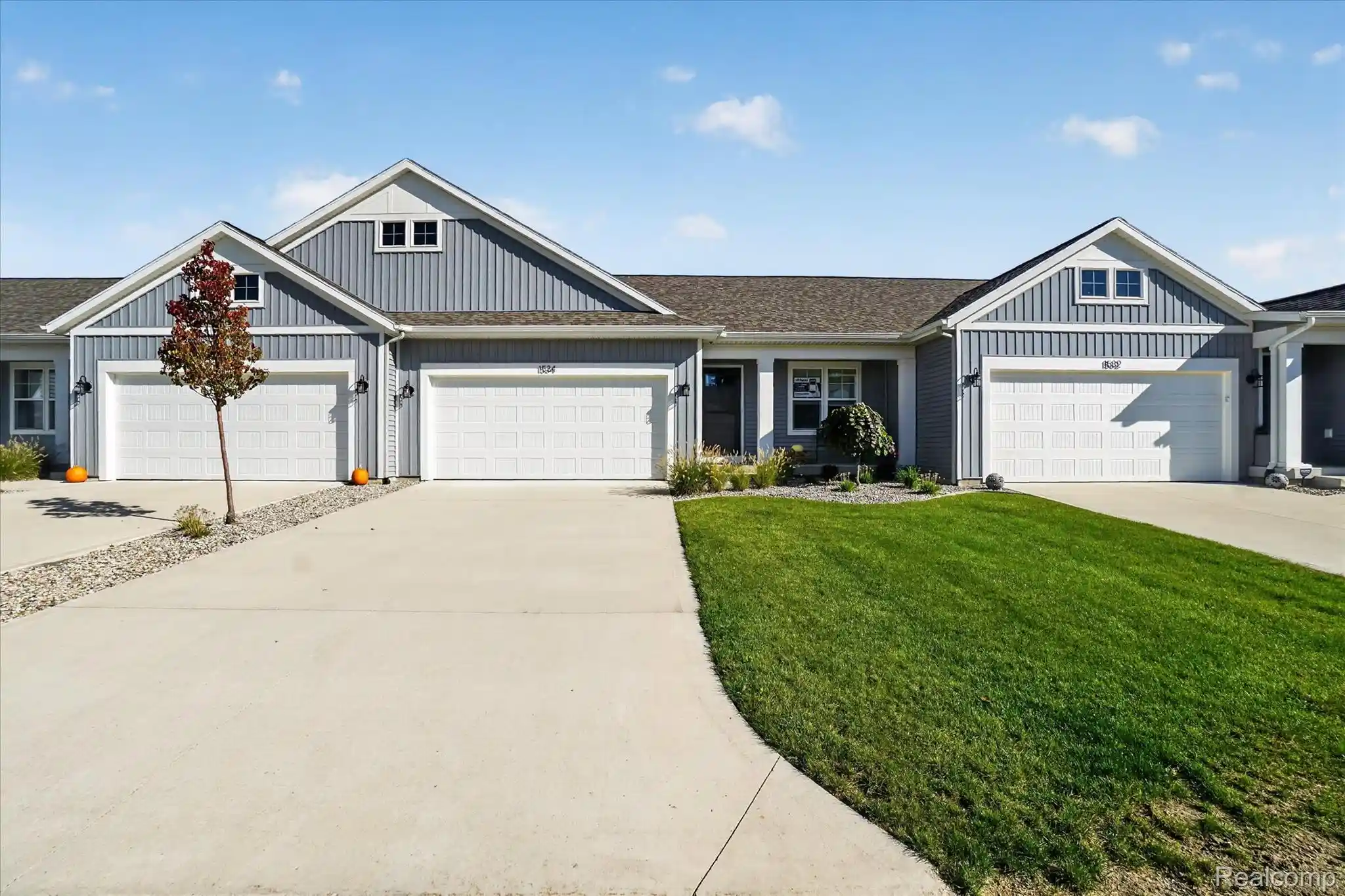 Photo 1 of Condo for sale at 1534 N Village Cir, Kalamazoo, MI 49009 | MLS# 20261084534 | Listing updated on 2026-10-24