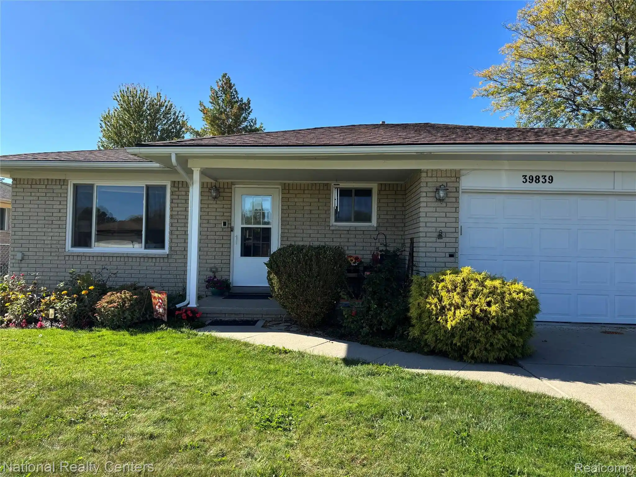 Photo 1 of Single family home for sale at 39839 Dorian Dr, Sterling Heights, MI 48310 | MLS# 20261084551 | Listing updated on 2026-10-21