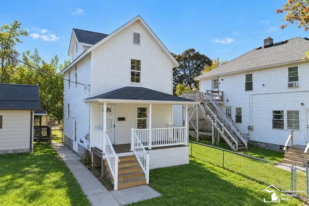 Photo 1 of Multi family home for sale at 902 E 8th Street, Monroe City Monroe, MI 48161 | MLS# 57050225265 | Listing updated on 2026-10-19