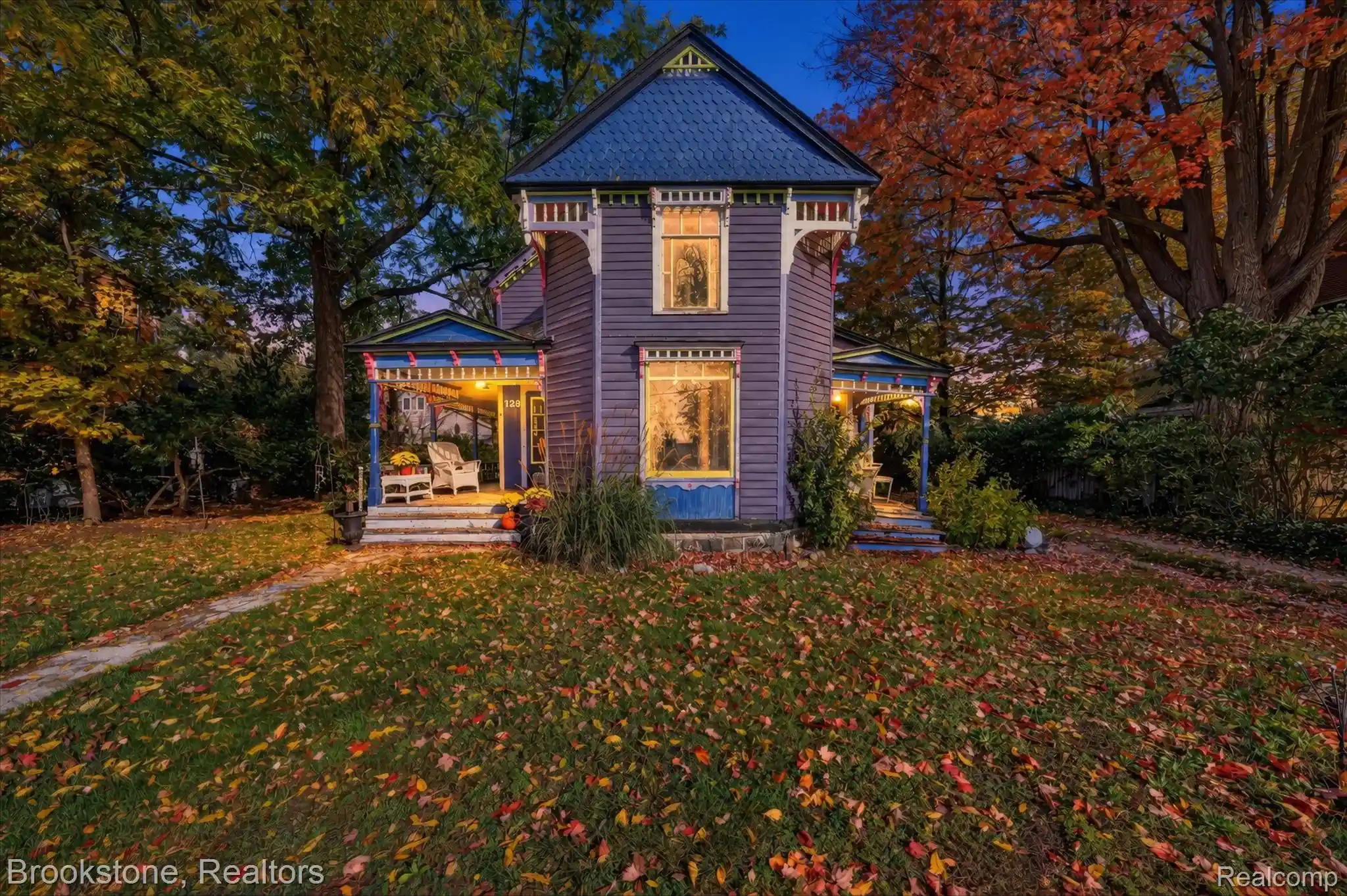 Photo 1 of Single family home for sale at 129 E Shadbolt St, Lake Orion, MI 48362 | MLS# 20261084566 | Listing updated on 2026-10-20