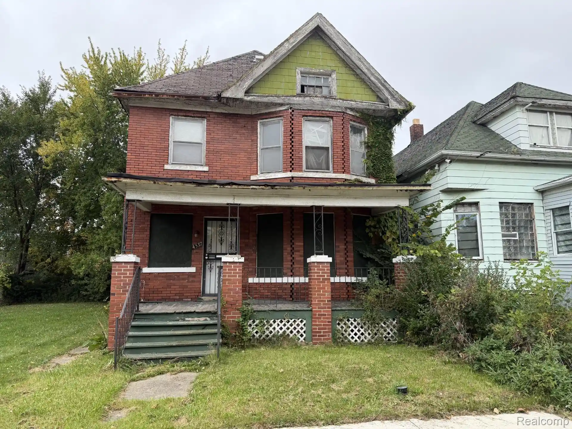 Photo 1 of Single family home for sale at 4537 Vinewood St, Detroit, MI 48208 | MLS# 20261084620 | Listing updated on 2026-10-30