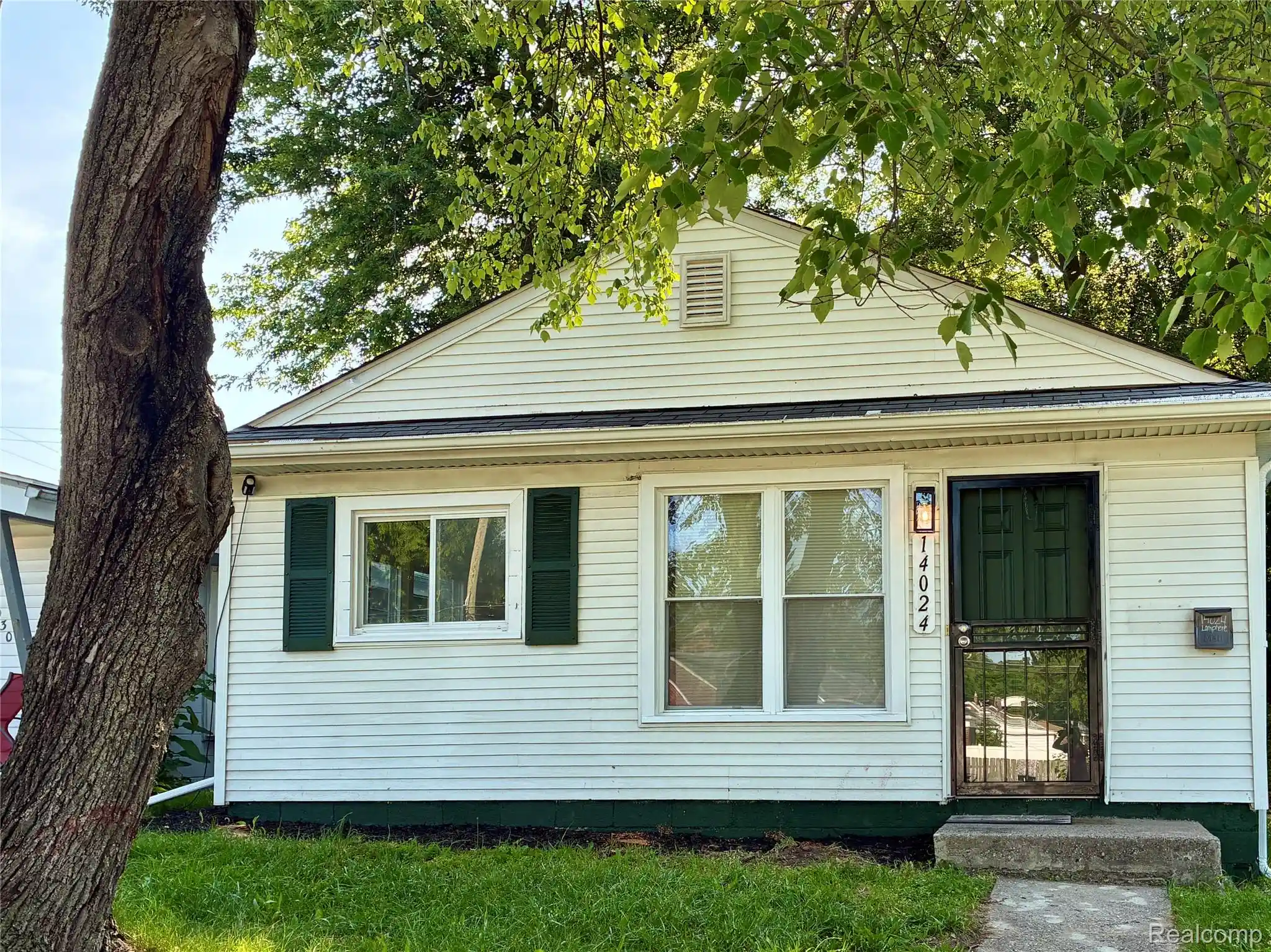Photo 1 of Single family home for sale at 14024 Lamphere St, Detroit, MI 48223 | MLS# 20261084655 | Listing updated on 2026-10-20