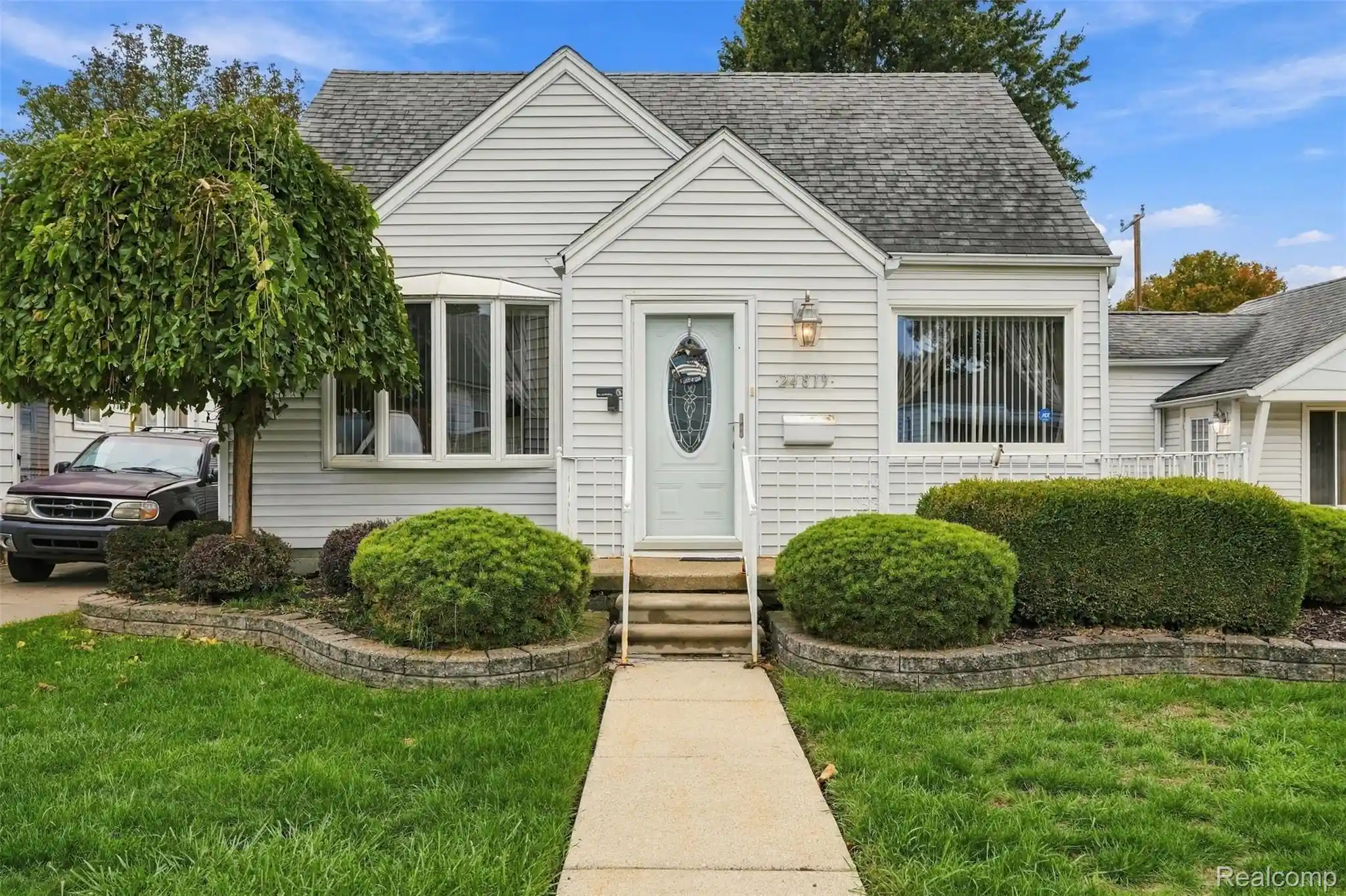 Photo 1 of Single family home for sale at 24819 Laetham Ave, Eastpointe City Macomb, MI 48021 | MLS# 20261084666 | Listing updated on 2026-10-21