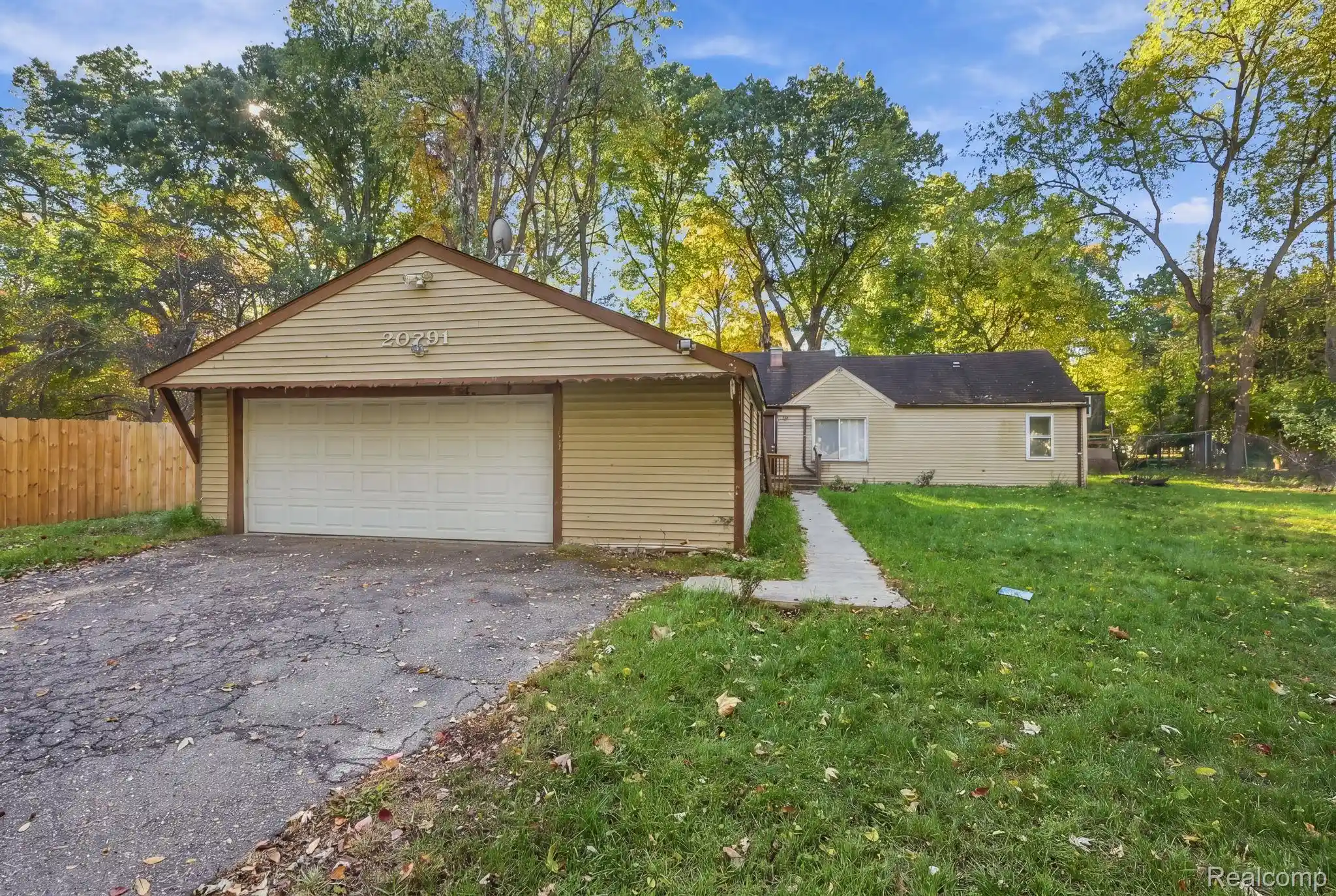 Photo 1 of Single family home for sale at 20791 Westland Dr, Southfield, MI 48075 | MLS# 20261084671 | Listing updated on 2026-10-28