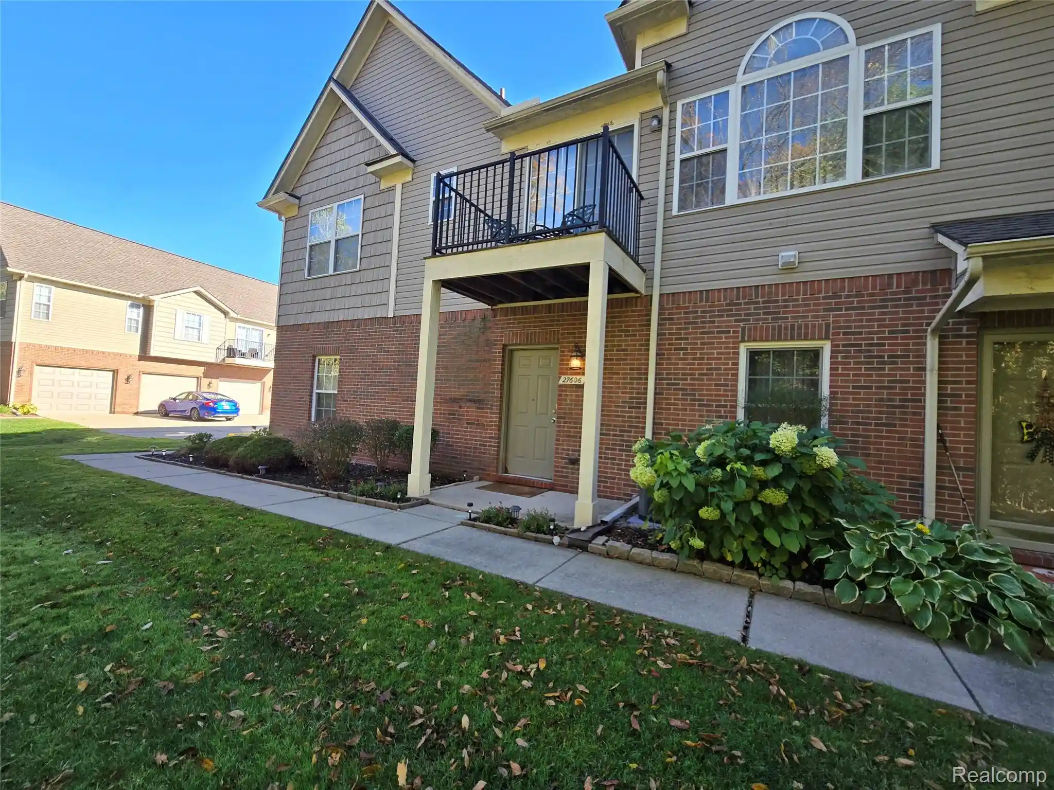 Photo 1 of Condo for sale at 27606 Hidden Oaks Dr, Trenton, MI 48183 | MLS# 20261084721 | Listing updated on 2026-10-20
