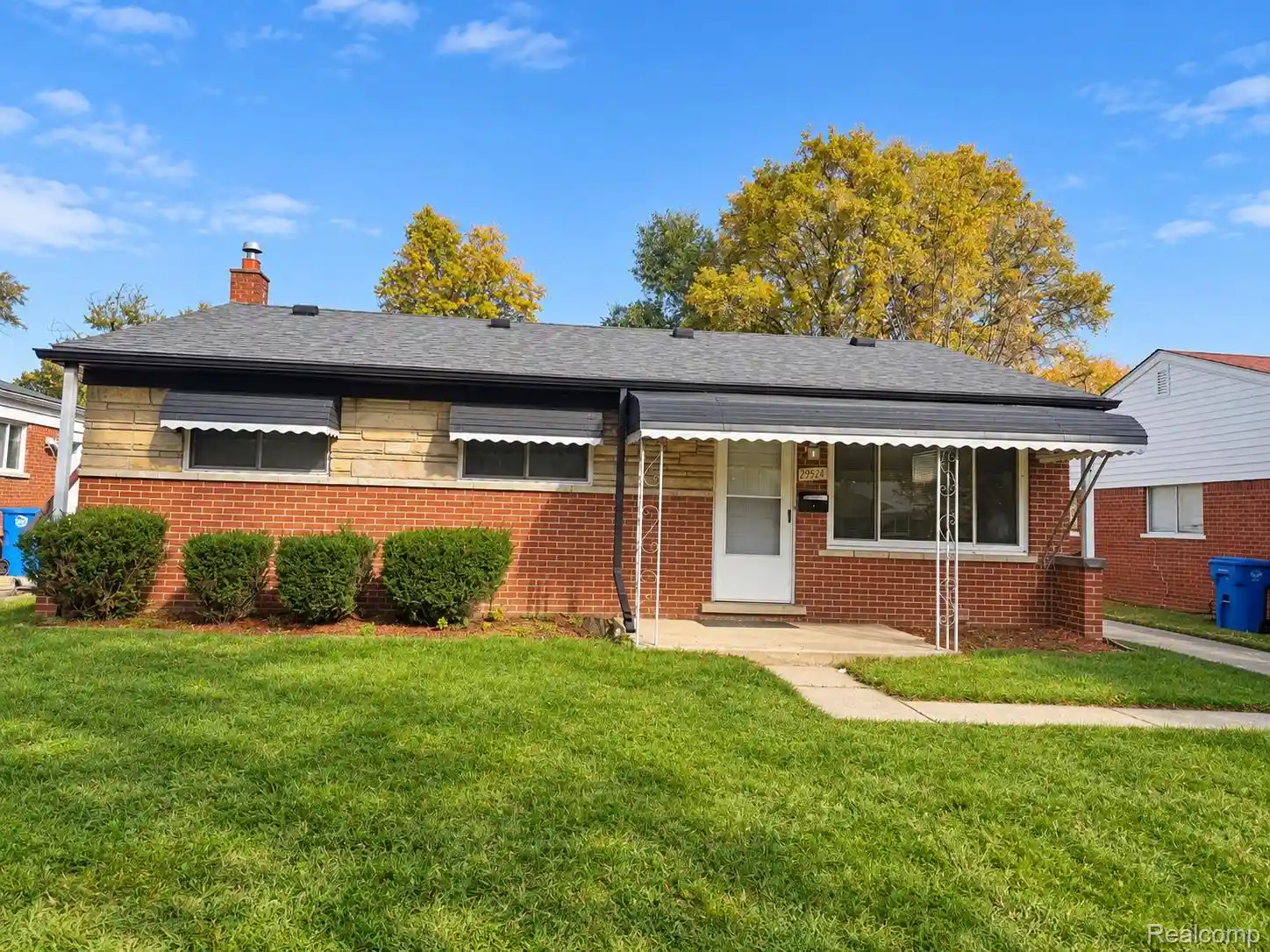 Single family home for sale at 29524 Thomas Cir, Inkster, MI 48141 | MLS# 20261084822