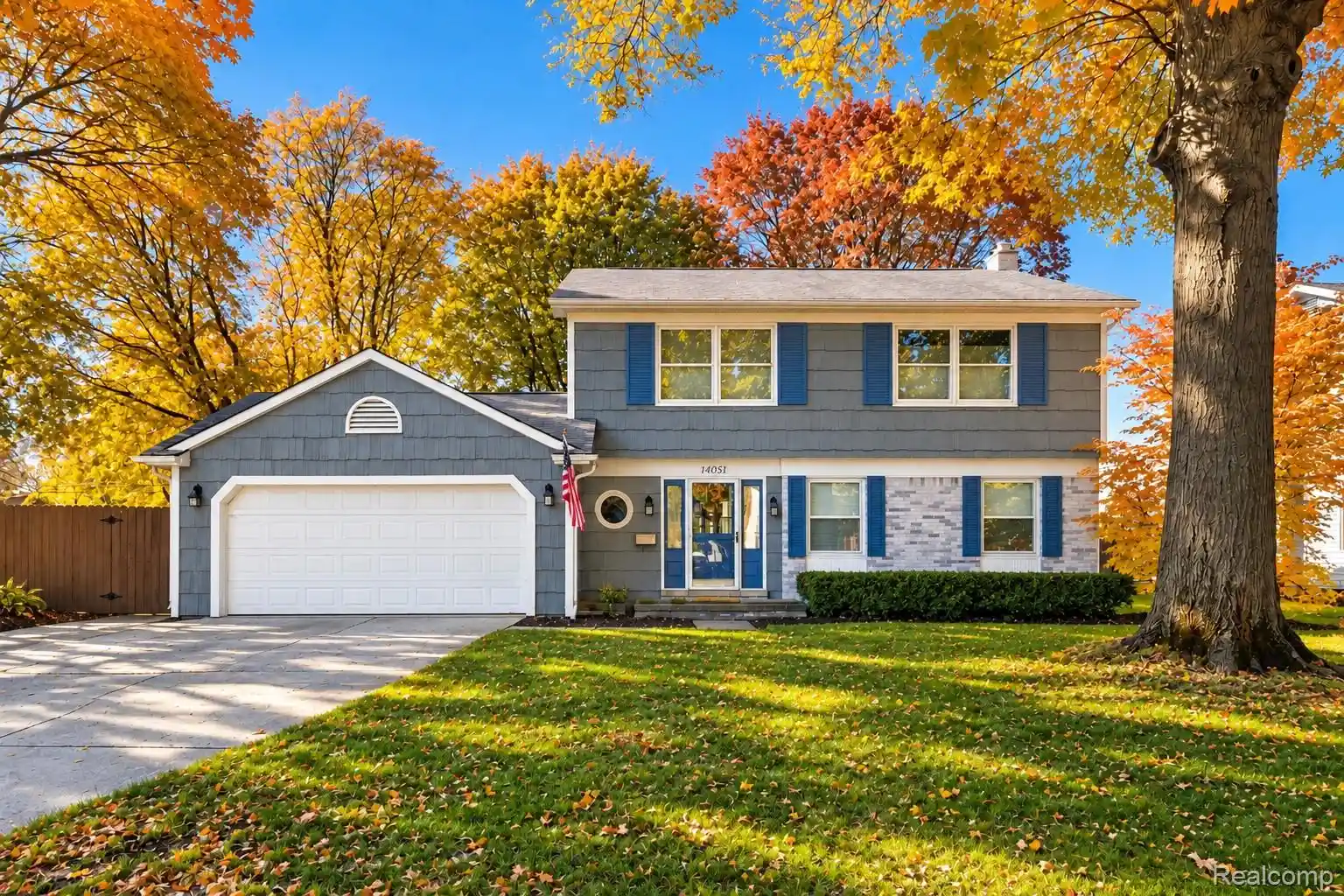 Photo 1 of Single family home for sale at 14051 Edgewood St, Livonia City Wayne, MI 48154 | MLS# 20261084823 | Listing updated on 2026-10-24