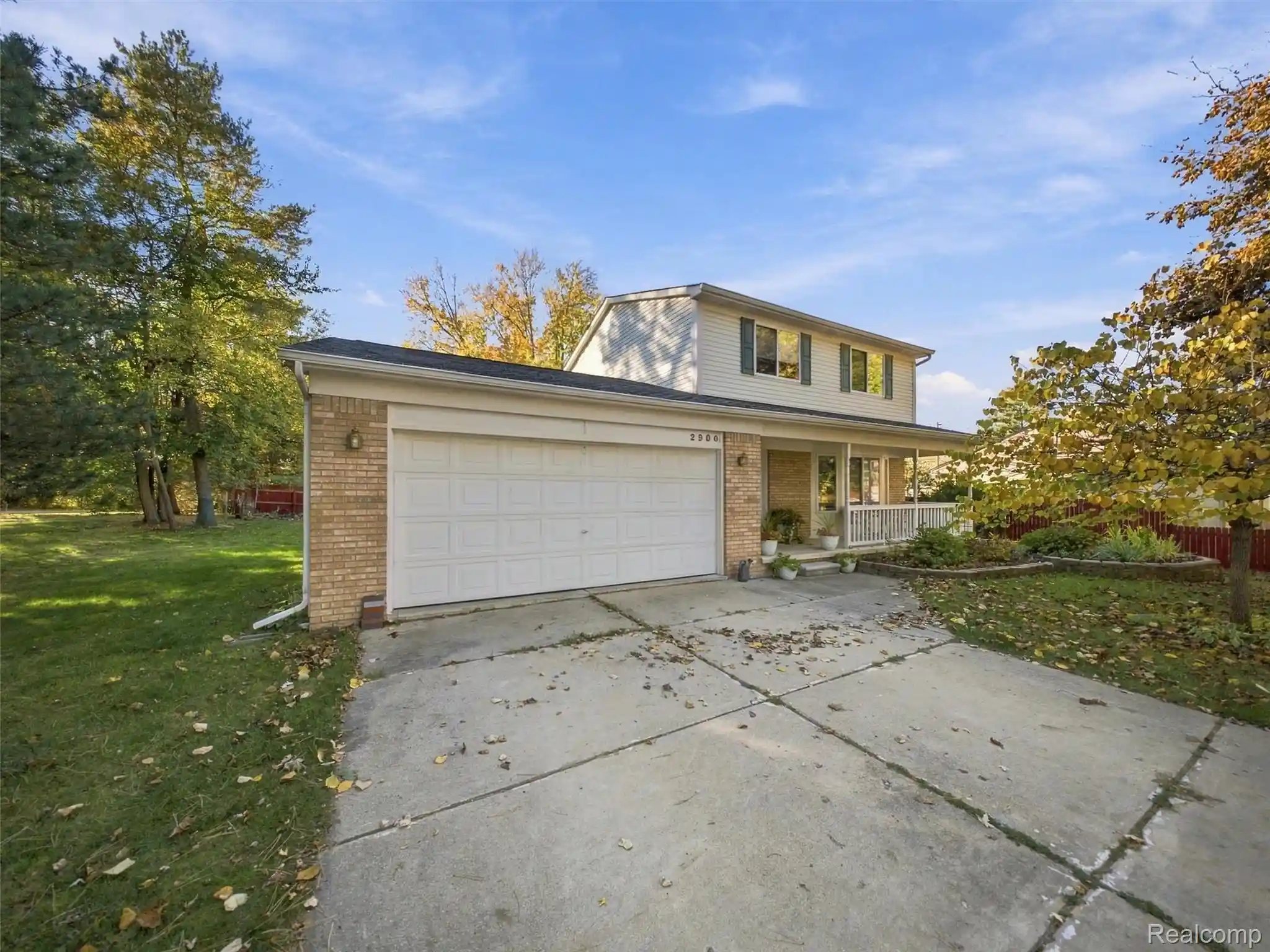 Photo 1 of Single family home for sale at 2900 S Livernois Rd, Rochester Hills, MI 48307 | MLS# 20261084824 | Listing updated on 2026-10-24