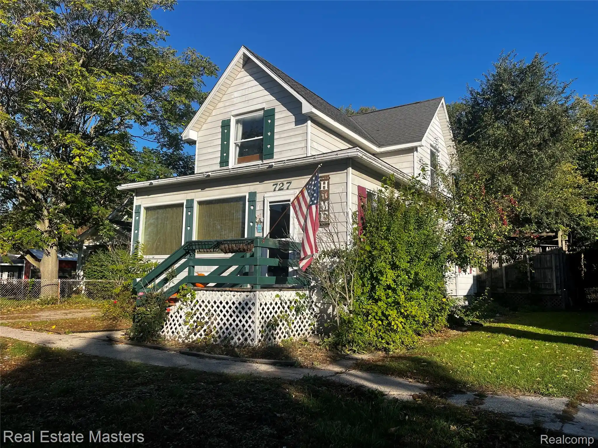 Photo 1 of Single family home for sale at 727 Minnie St, Port Huron, MI 48060 | MLS# 20261084831 | Listing updated on 2026-10-22