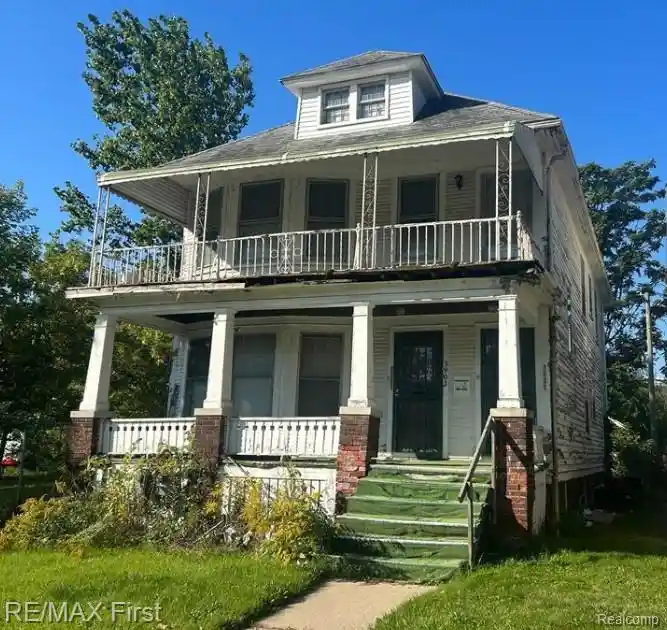 Multi family home for sale at 3903 Bewick St, Detroit, MI 48214 | MLS# 20261084851