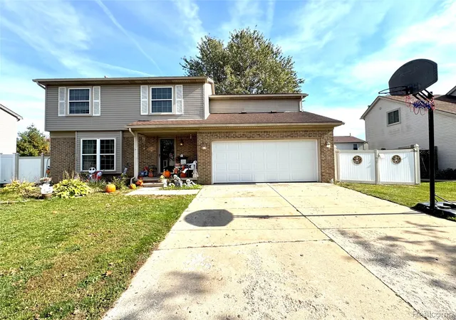 Photo 1 of Single family home for sale at 5365 Barbara Ave, Trenton, MI 48183 | MLS# 20261084906 | Listing updated on 2026-10-29